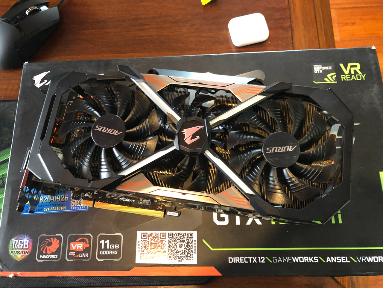 电脑硬件技嘉小雕1080ti