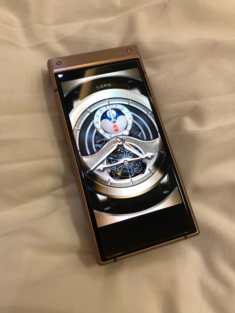 沙雕发个沙雕贴三星w2019半个月使用感受