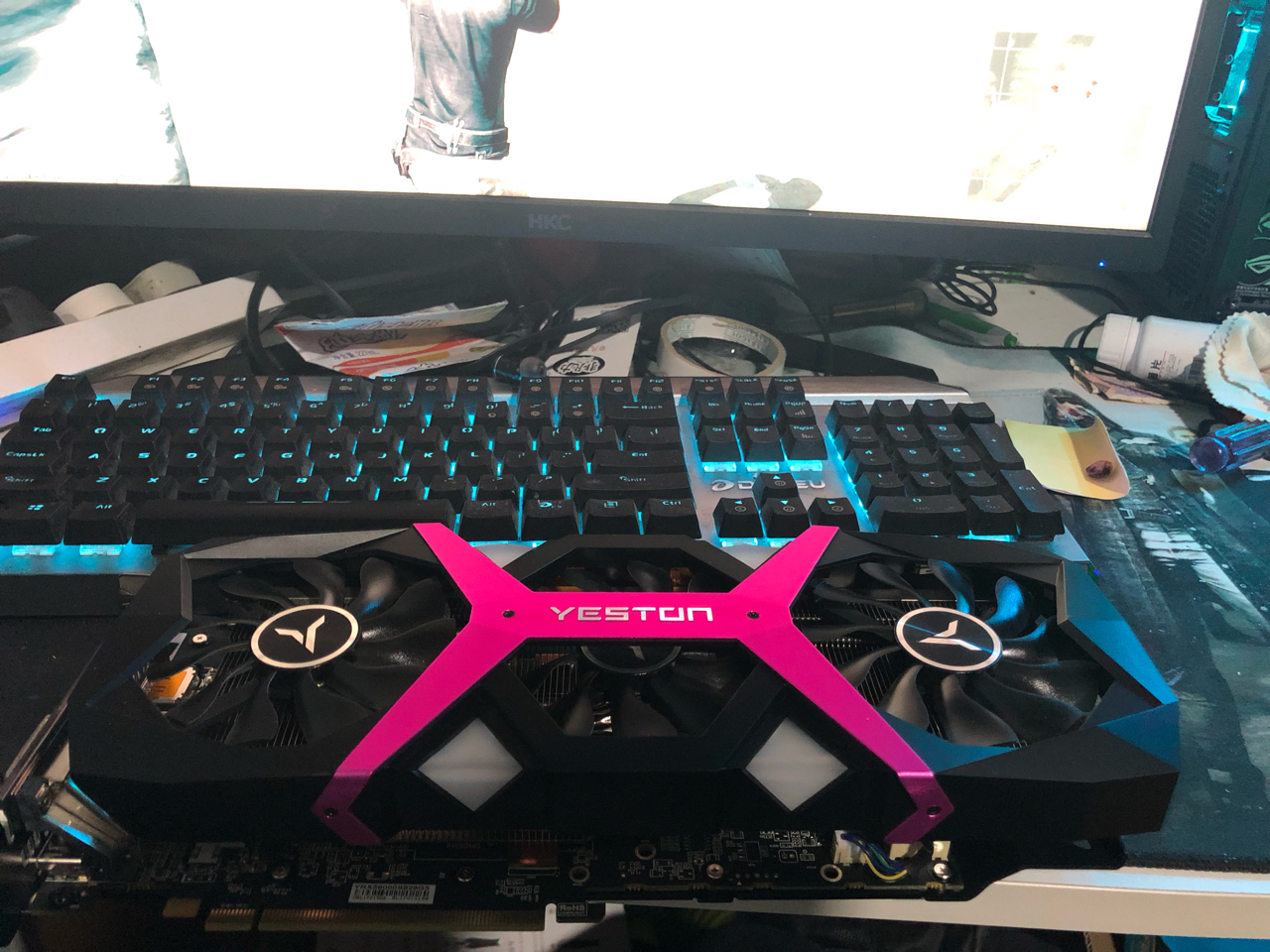 电脑硬件盈通rx590橙色重新