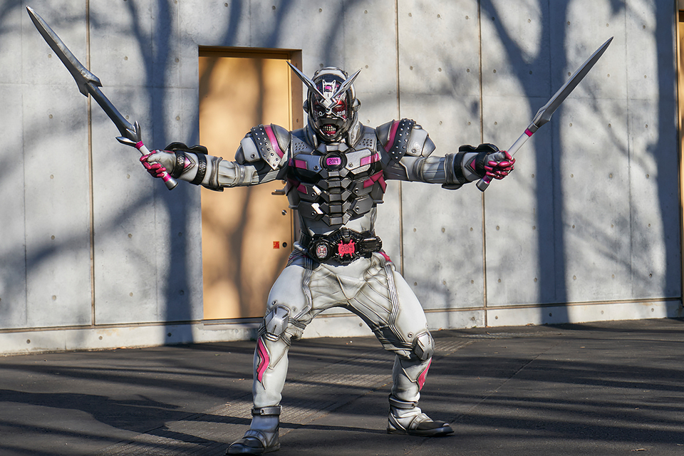 假面骑士zi-o专楼,地上最自由的制作人——白仓伸一郎