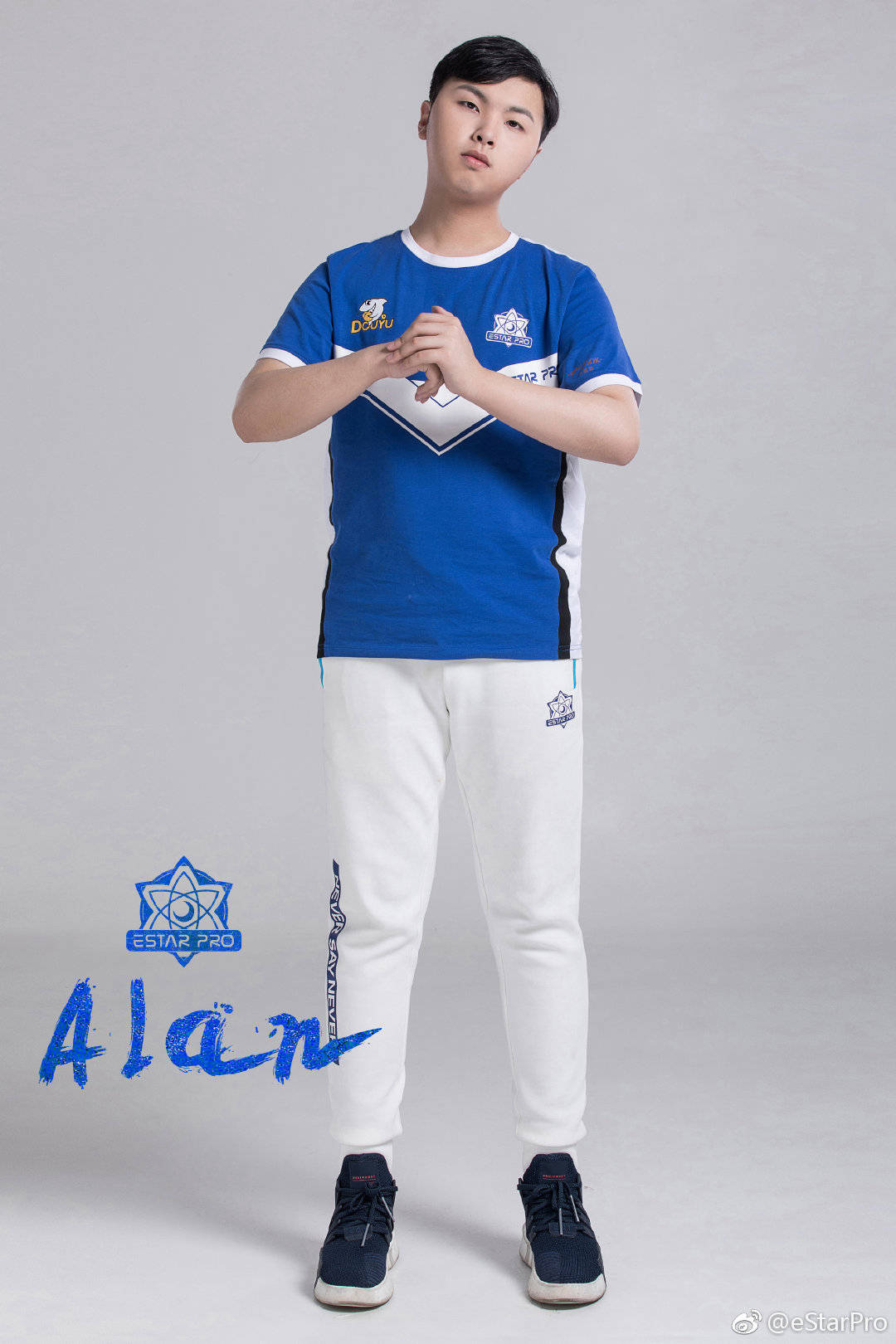 战队定妆照estar篇这个猫神兮兮诺言帅到我啦