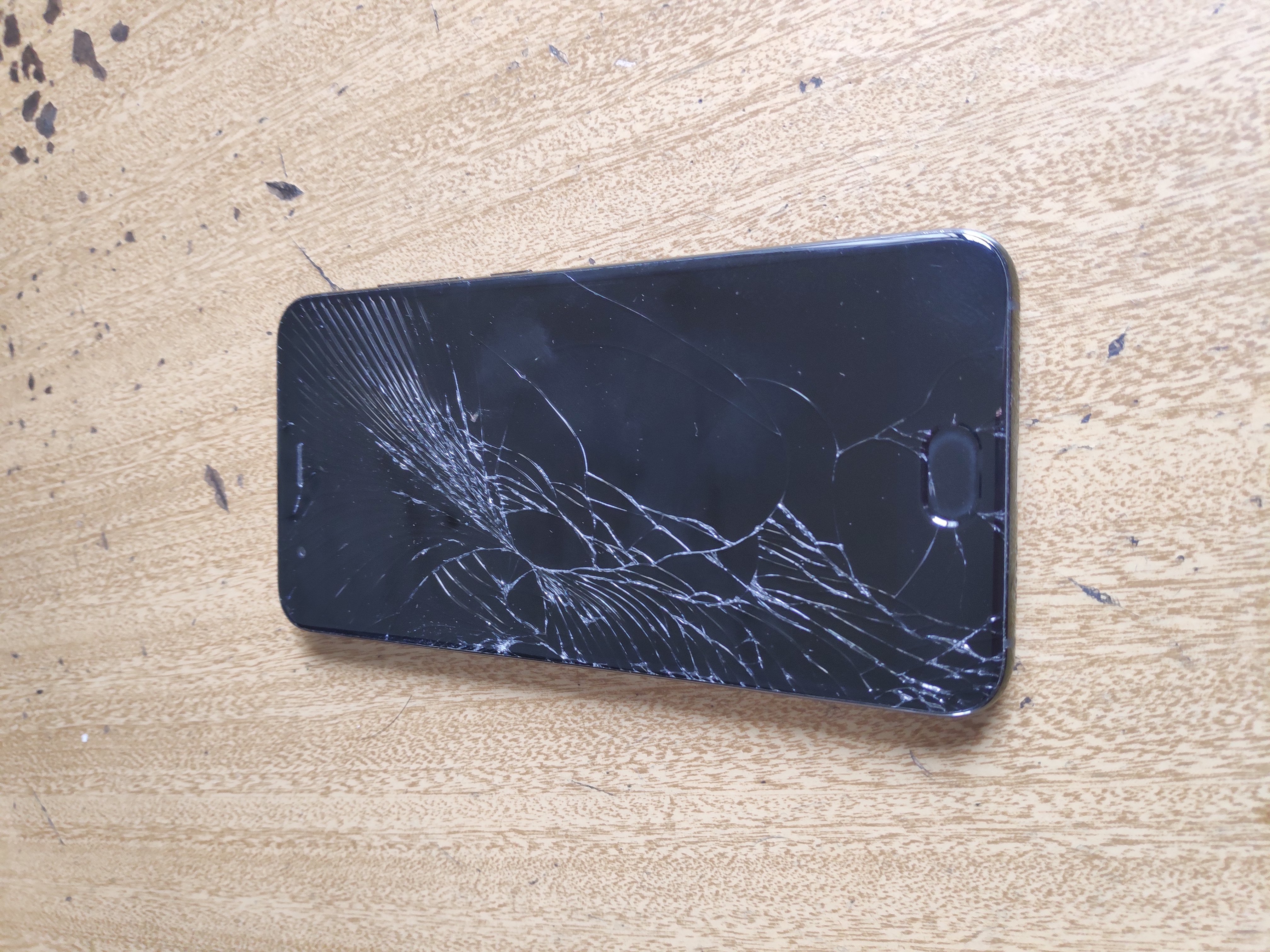 小米6又摔碎了外屏更新问题淘宝上寄修换外屏靠谱吗