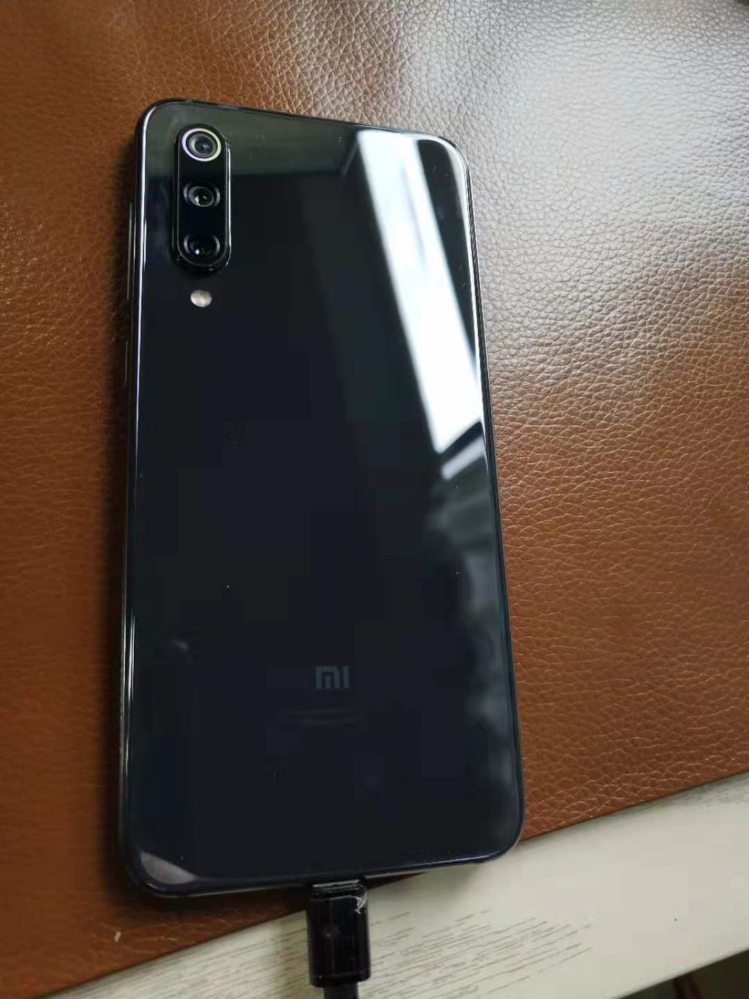 小米9se到了发几张图有空更新续航和照片