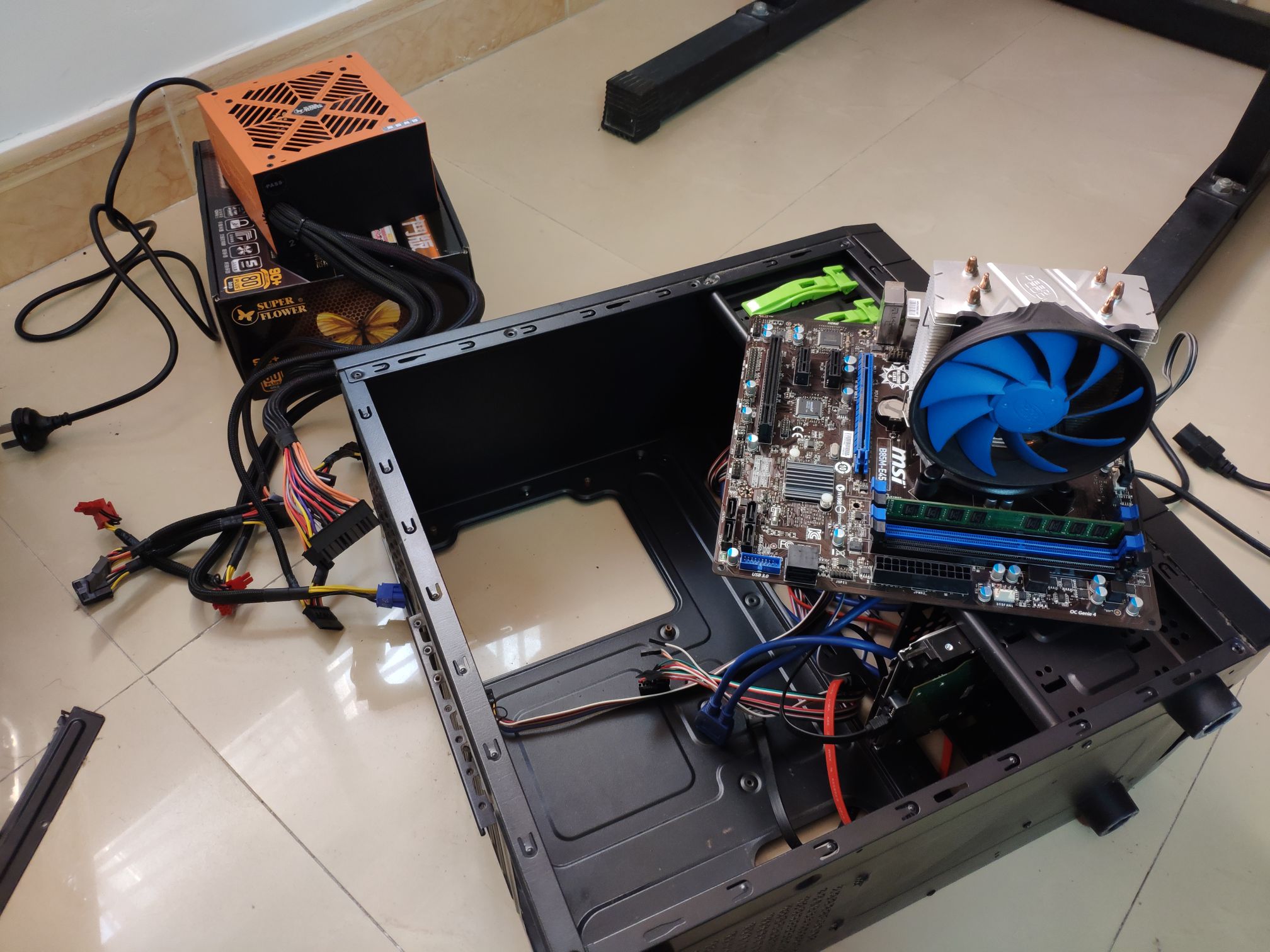 按开机键风扇转一下就没了是否为主板损坏