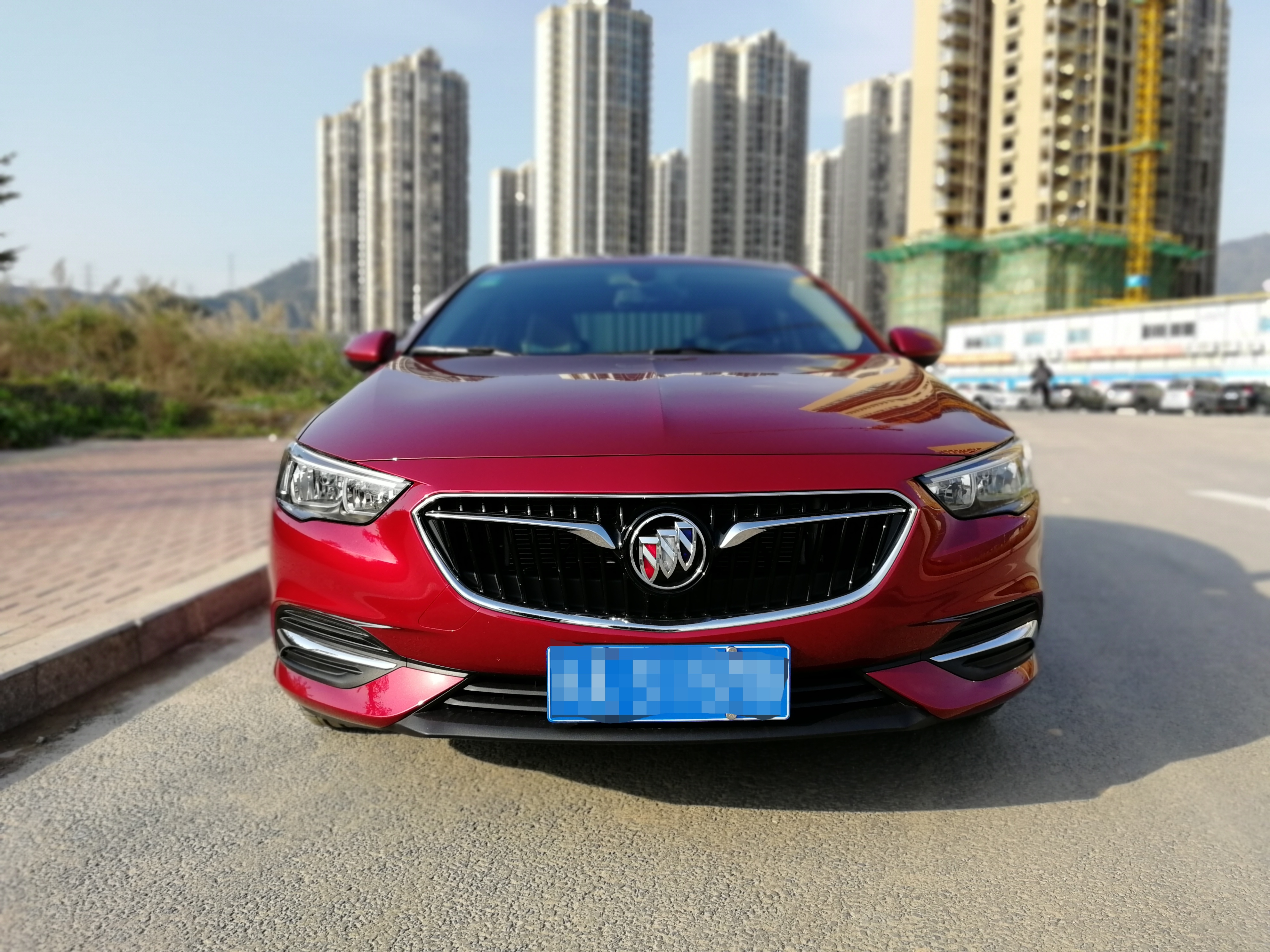 提车作业19款君威20t精英红色