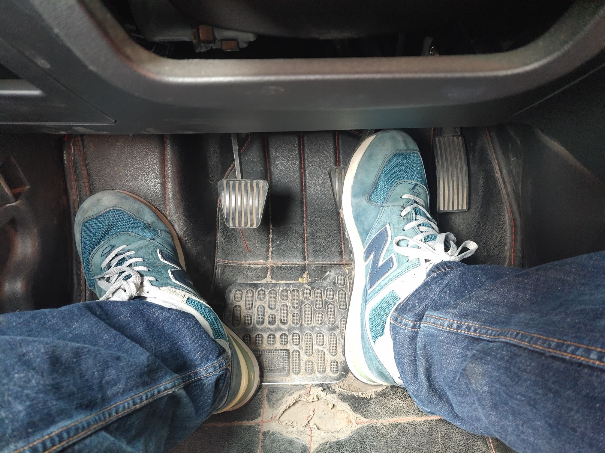 脚跟刹车姿势太难受