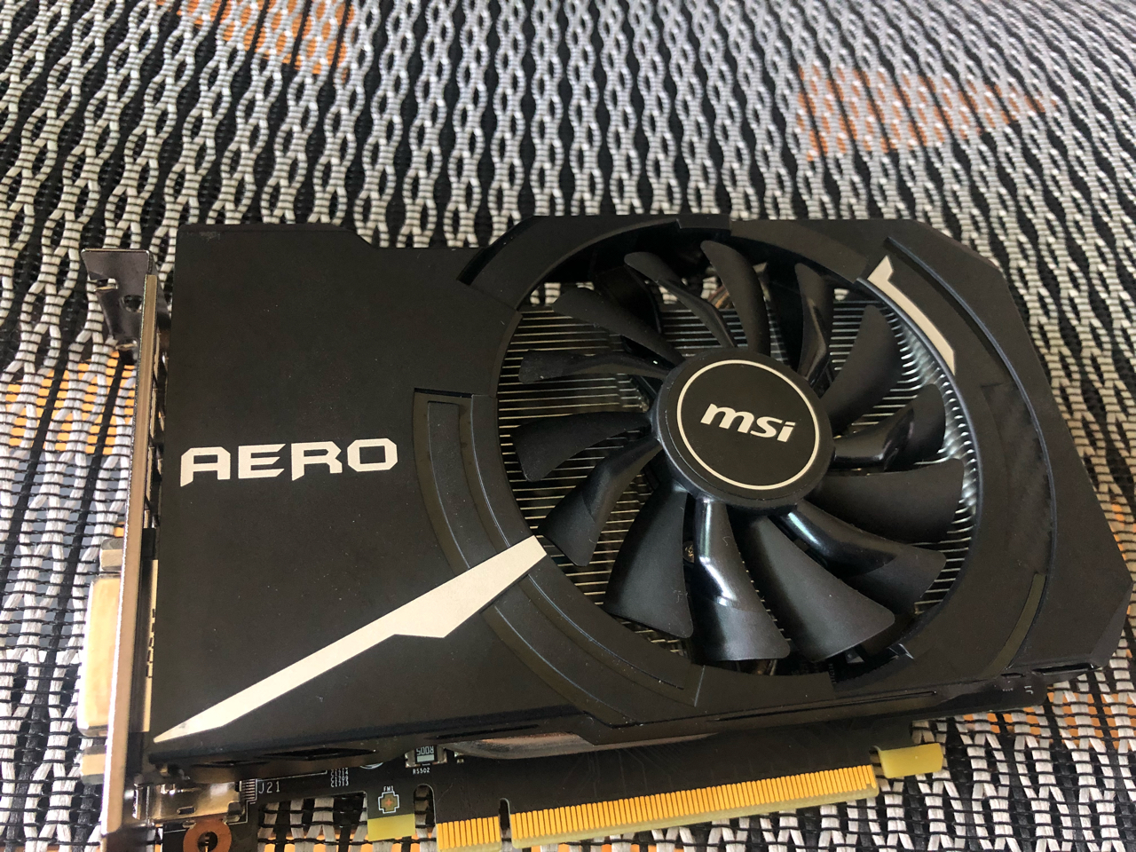 [电脑硬件]微星gtx1060 aero itx显卡