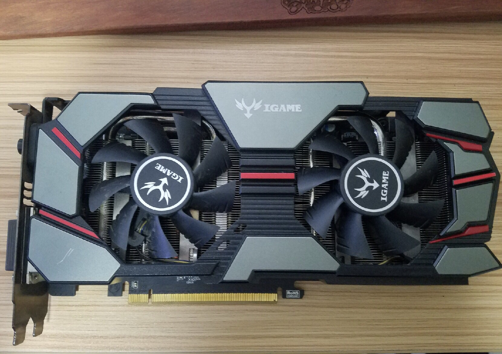 [电脑硬件]七彩虹烈焰战神gtx970 4g显存 750