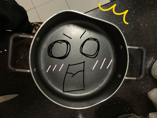 我还给他画了个表情 我真是太无聊了 [s:ac:哭笑]