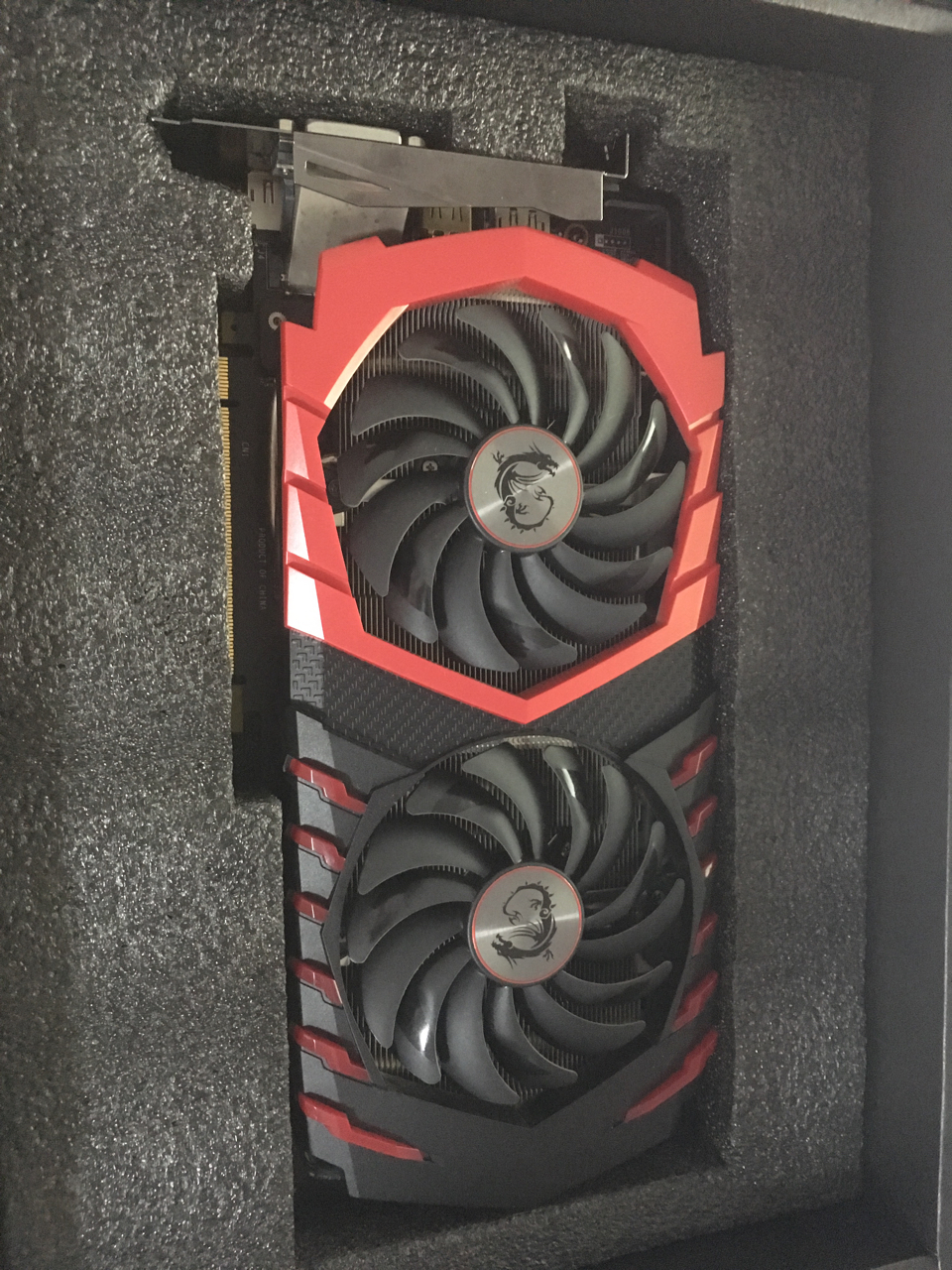 电脑硬件显卡微星红龙gtx1060显卡
