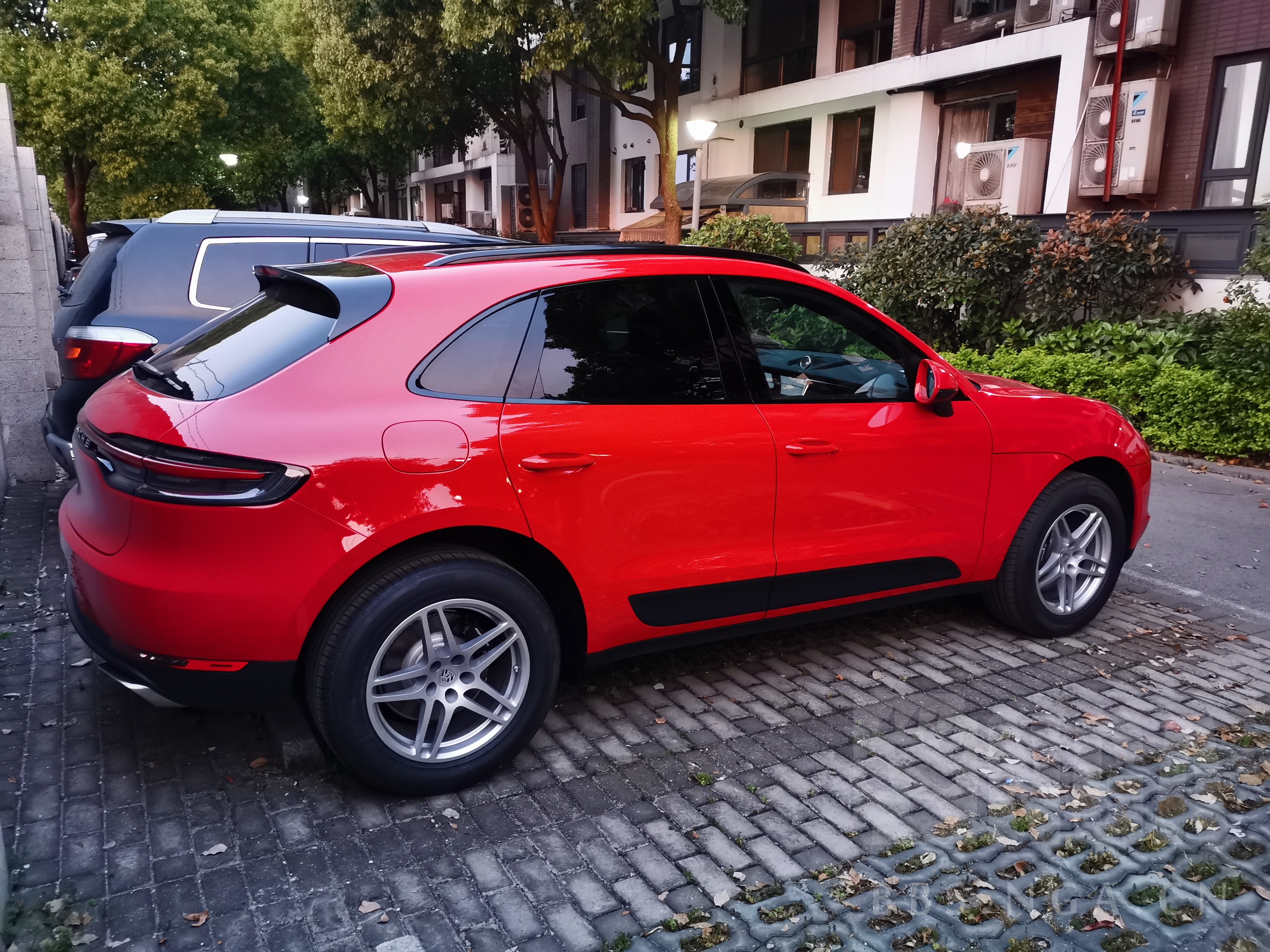 防一血胭脂红macan提车作业