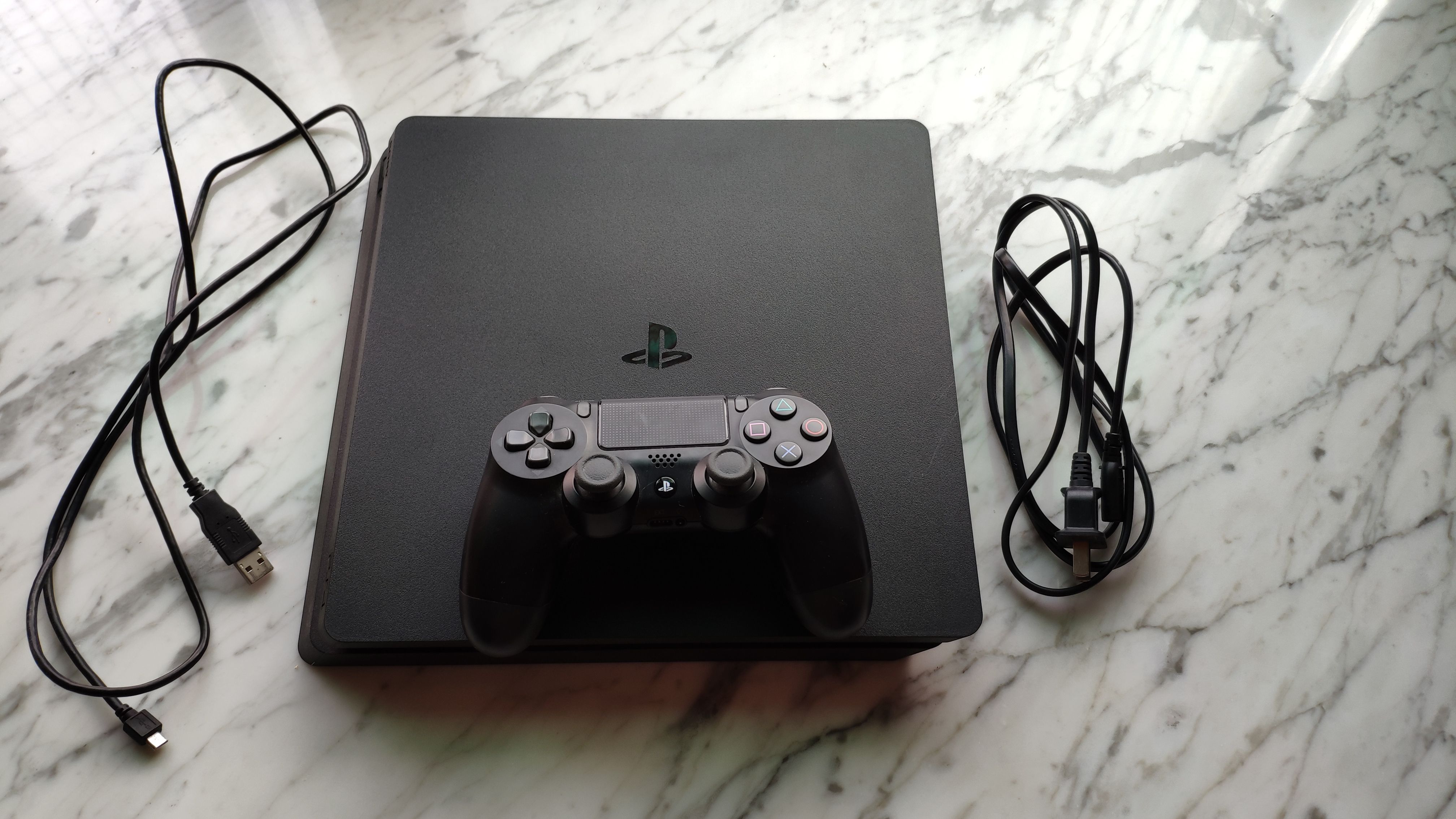 电视游戏主机掌机ps4slim港版500g1300出杭州地区