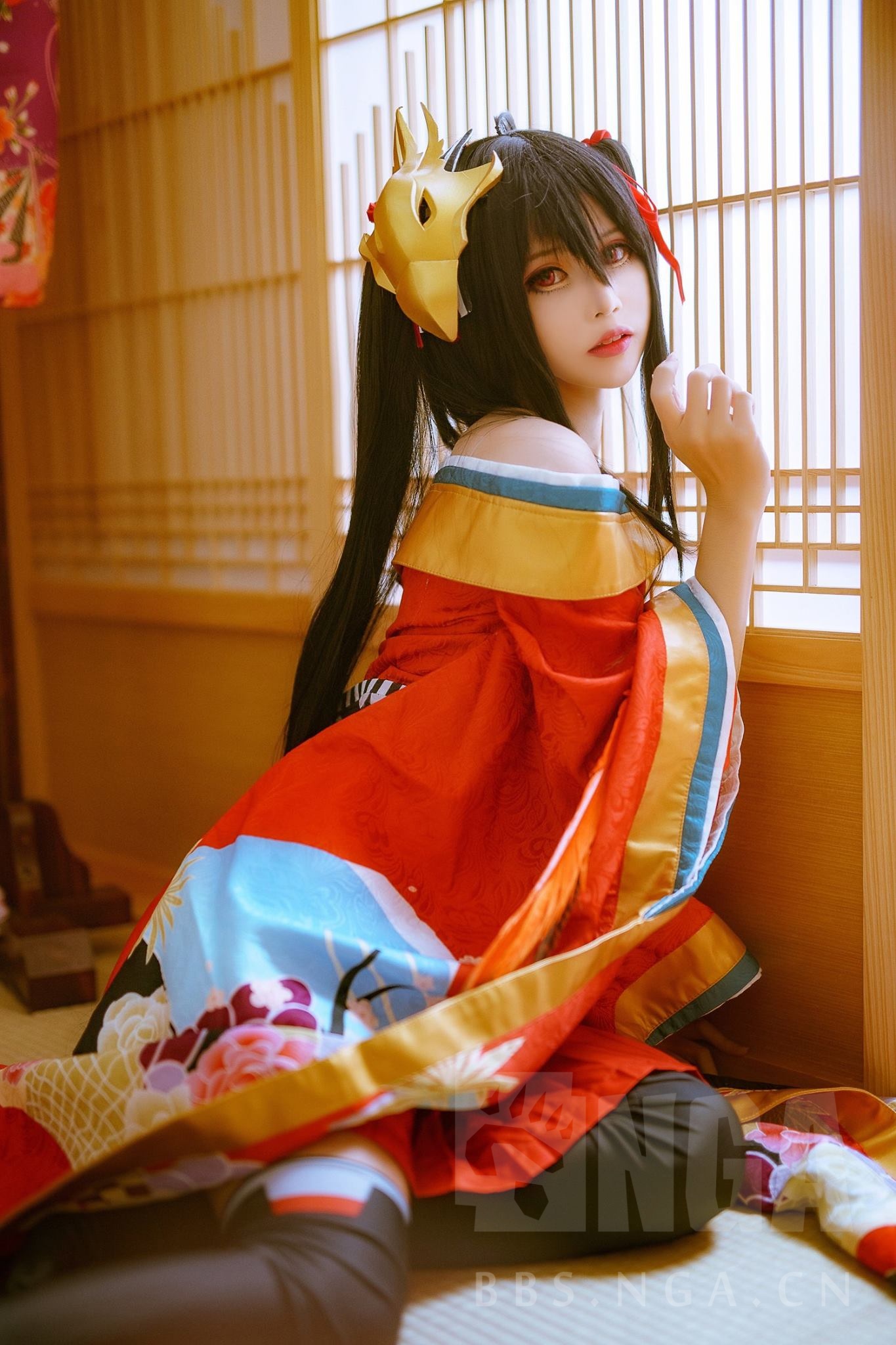 舰娘萌战今天看到一个不错的cosplay小姐姐是时候给大凤拉票了