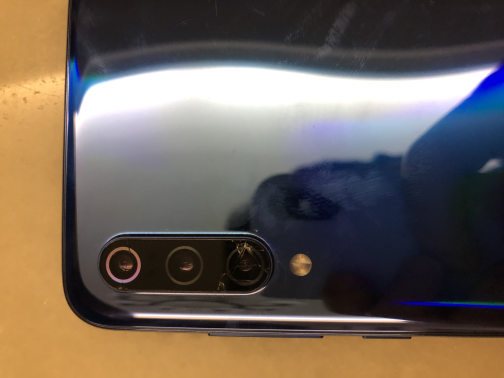 小米9摄像头摔成这样有救吗