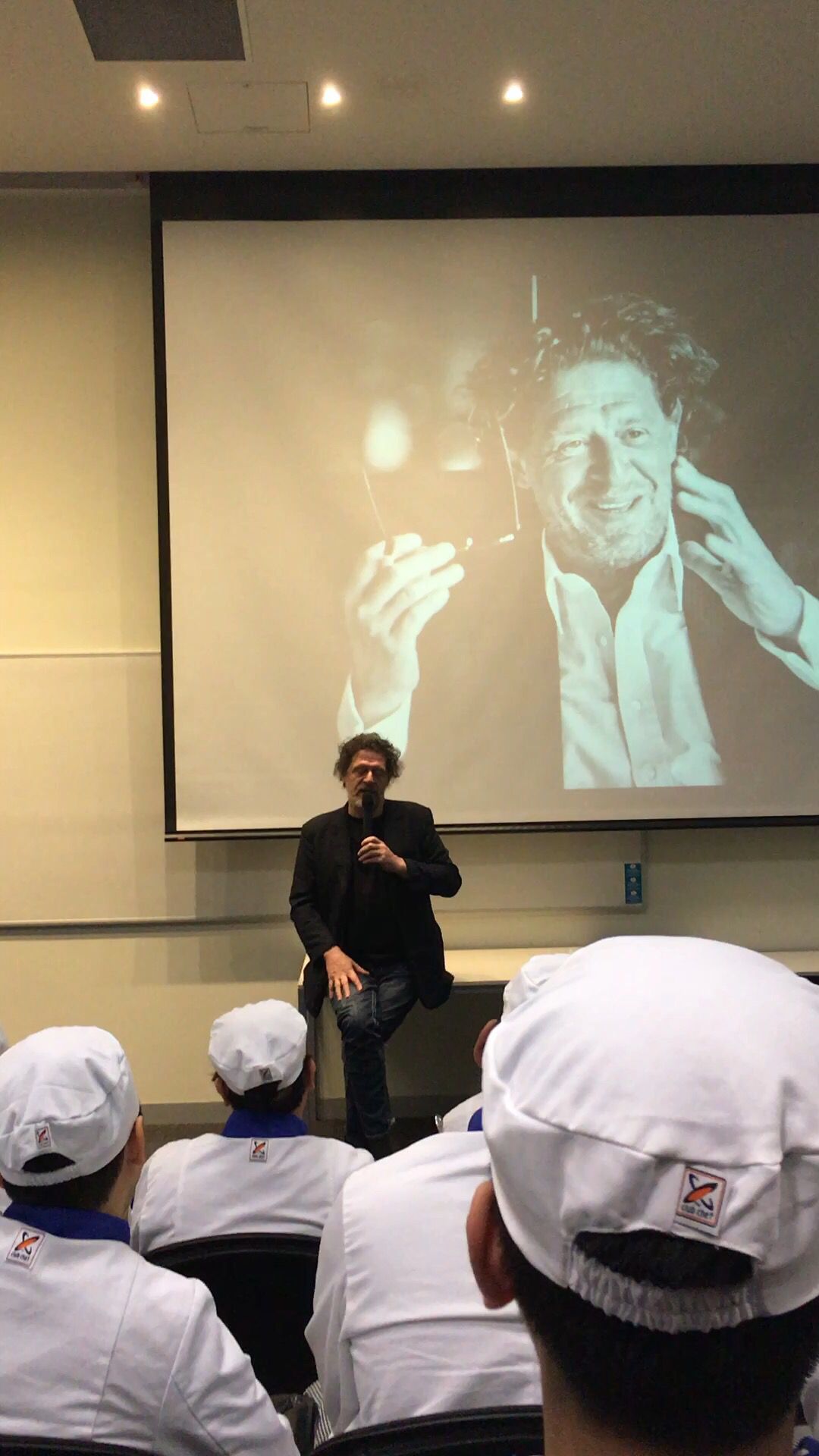 今天见到了那位史上获得3星时最年轻的传奇厨师marcopierrewhite