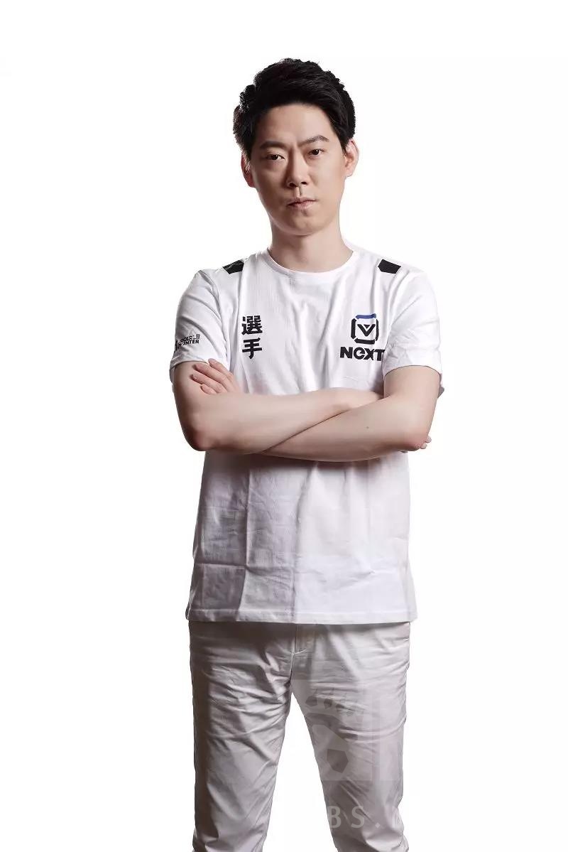 [赛事] next春季赛明星邀请赛线下总决赛决赛th000大胜infi夺冠