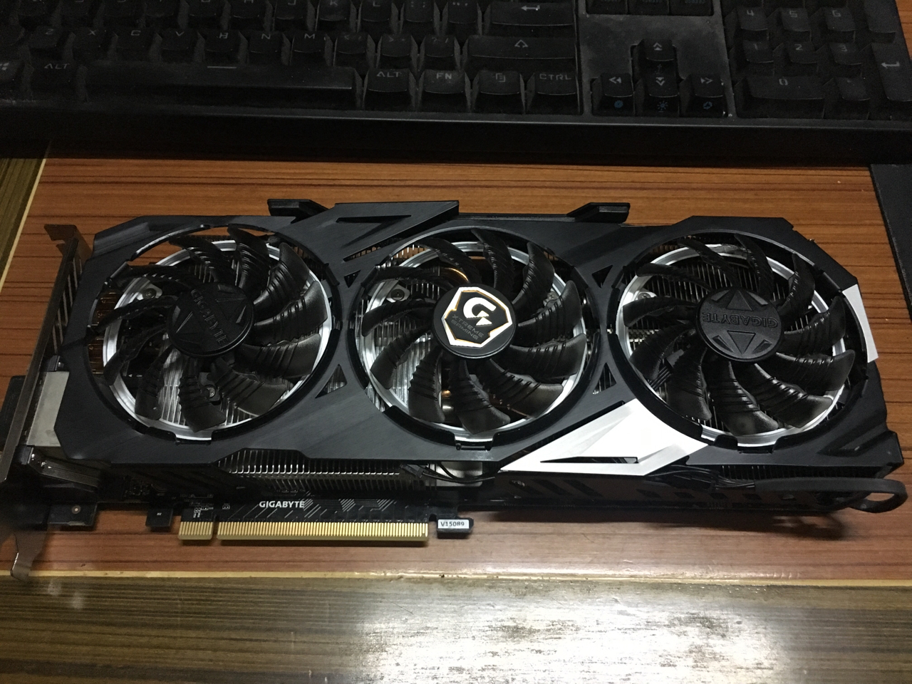 电脑硬件技嘉980tig1