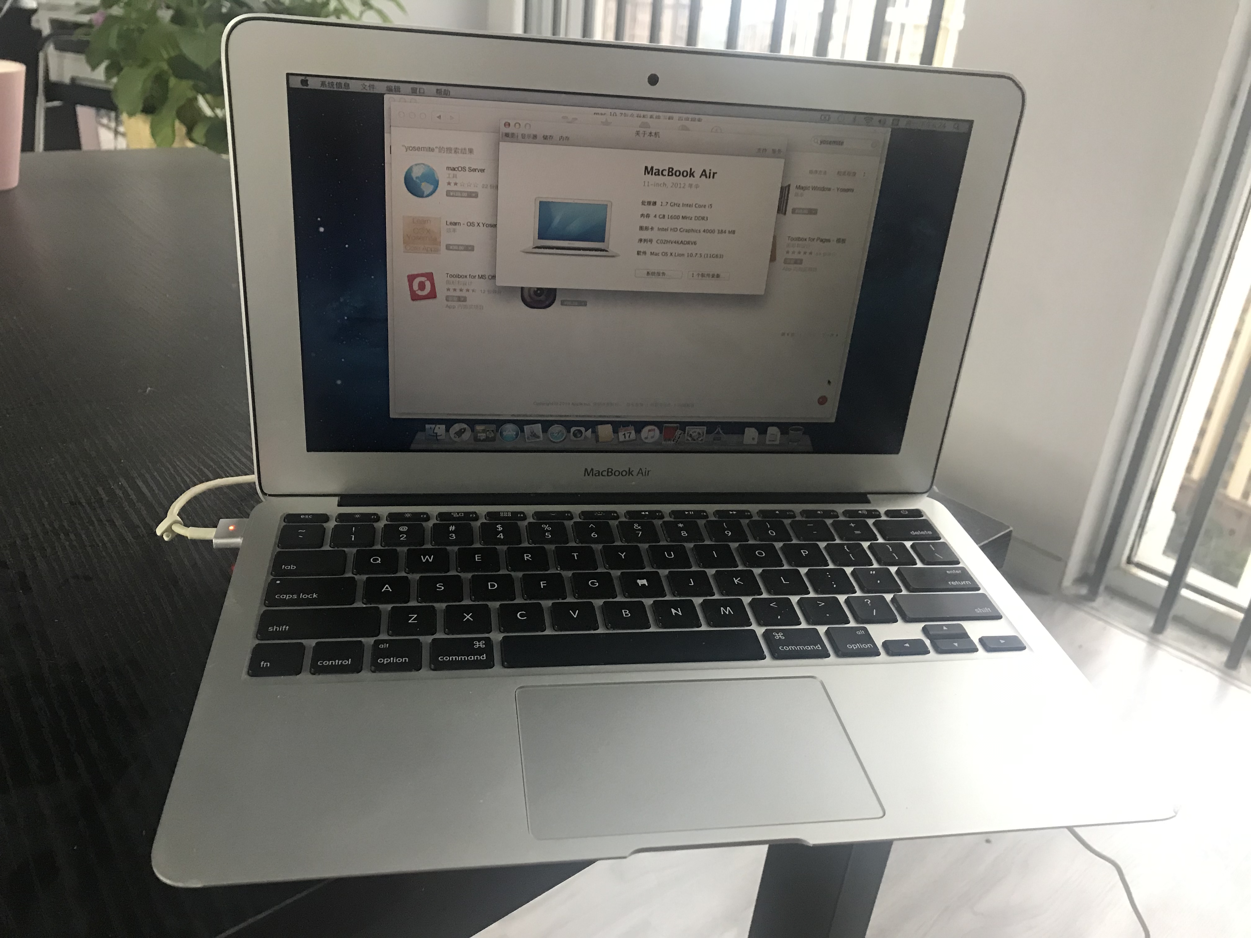 电脑整机12年老macbookair有坏键没有电池