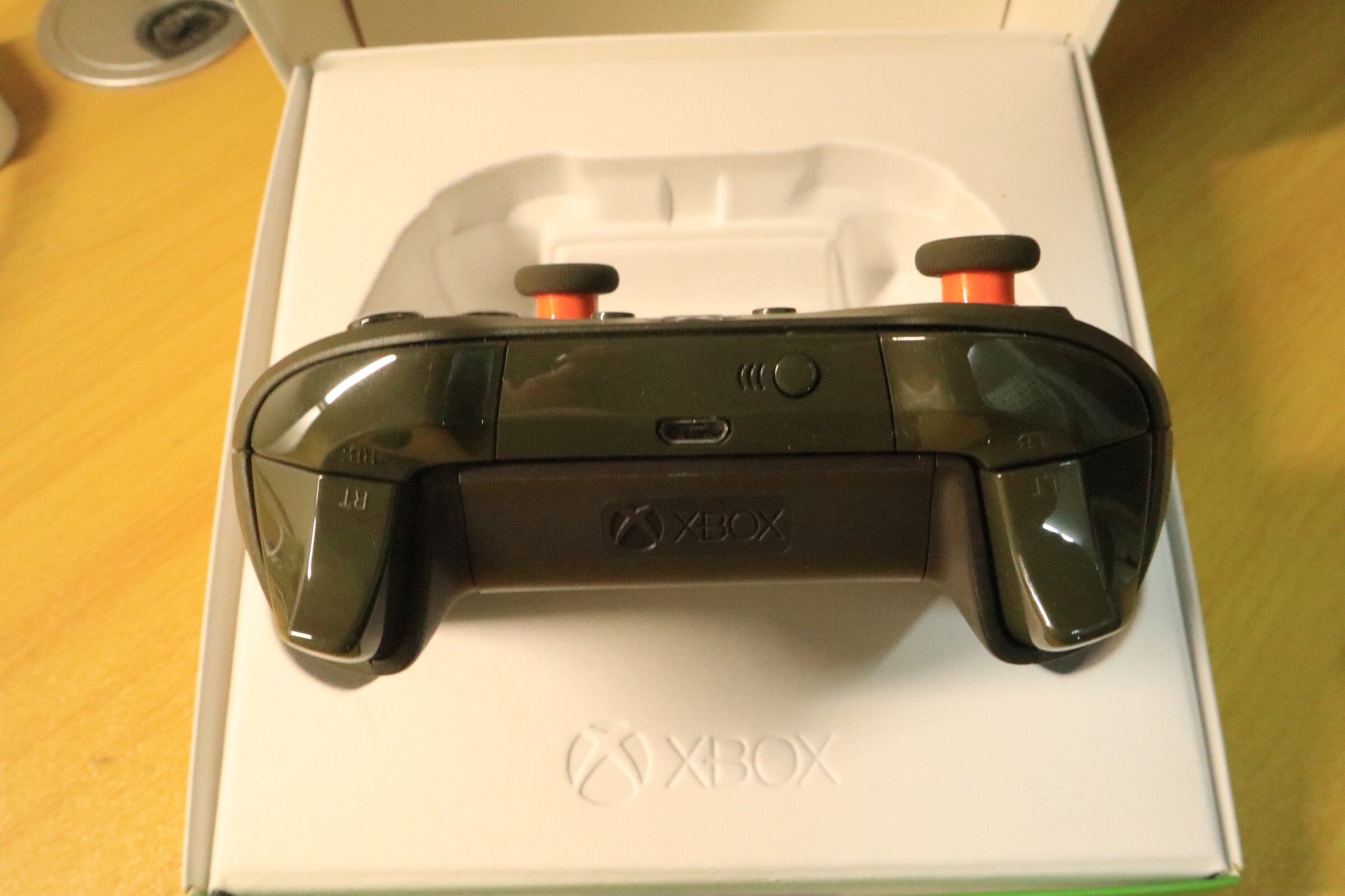 游戏外设xboxones手柄出闲置顺便求看价暂出