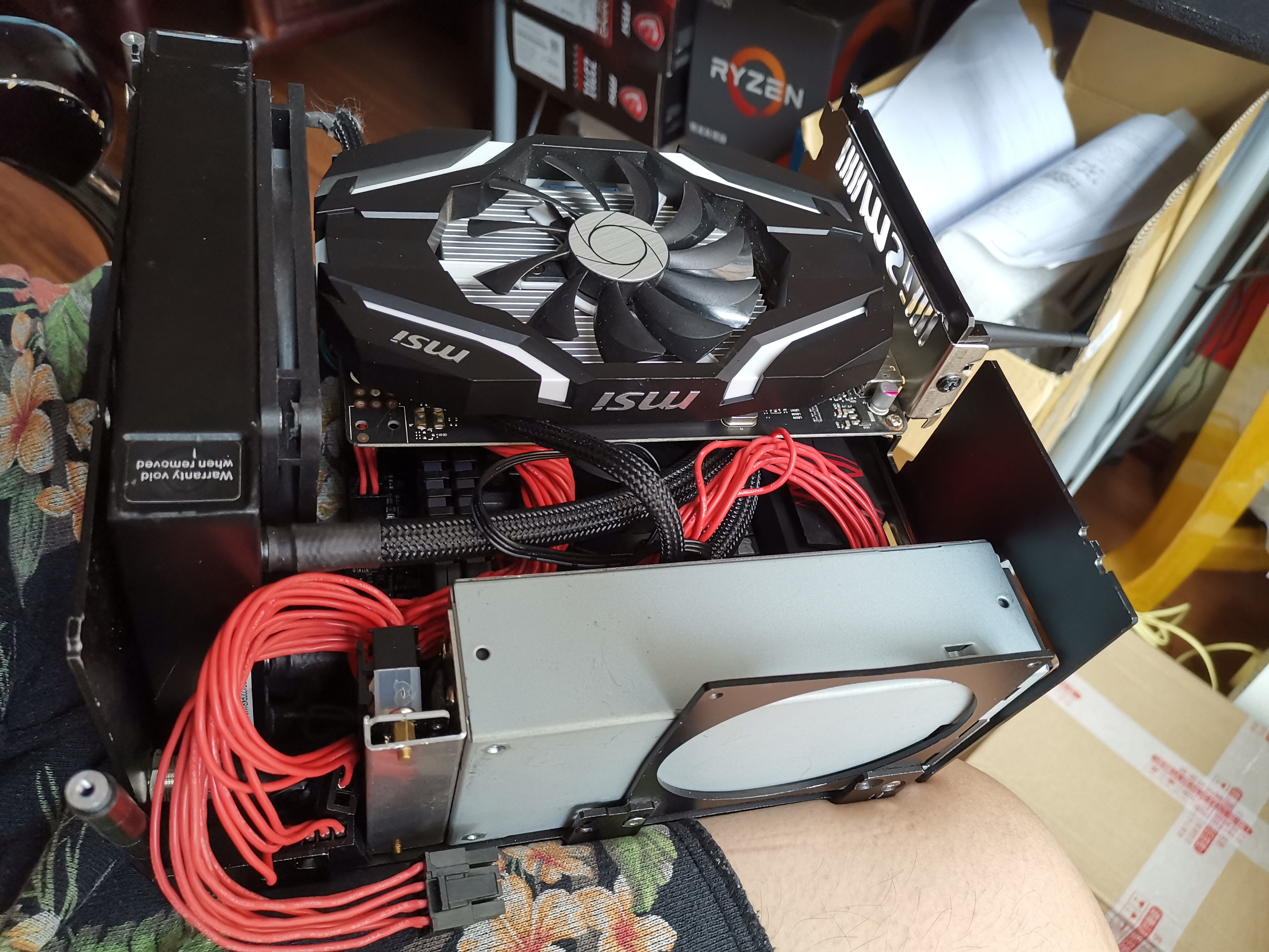 长草许久的追风者217e超简装机效果图