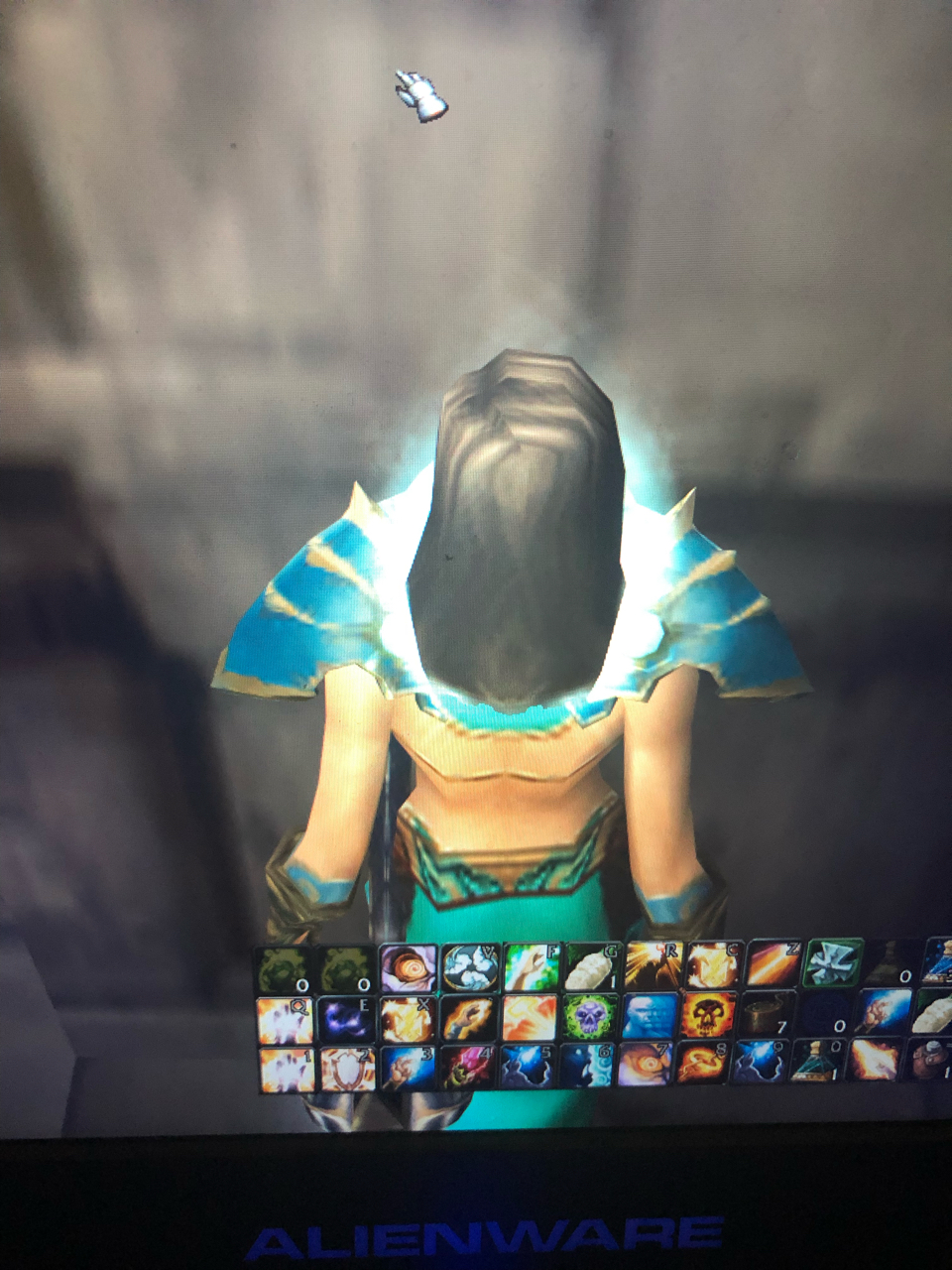 牧师t3的肩膀的翅膀的特效到底是个什么样子的