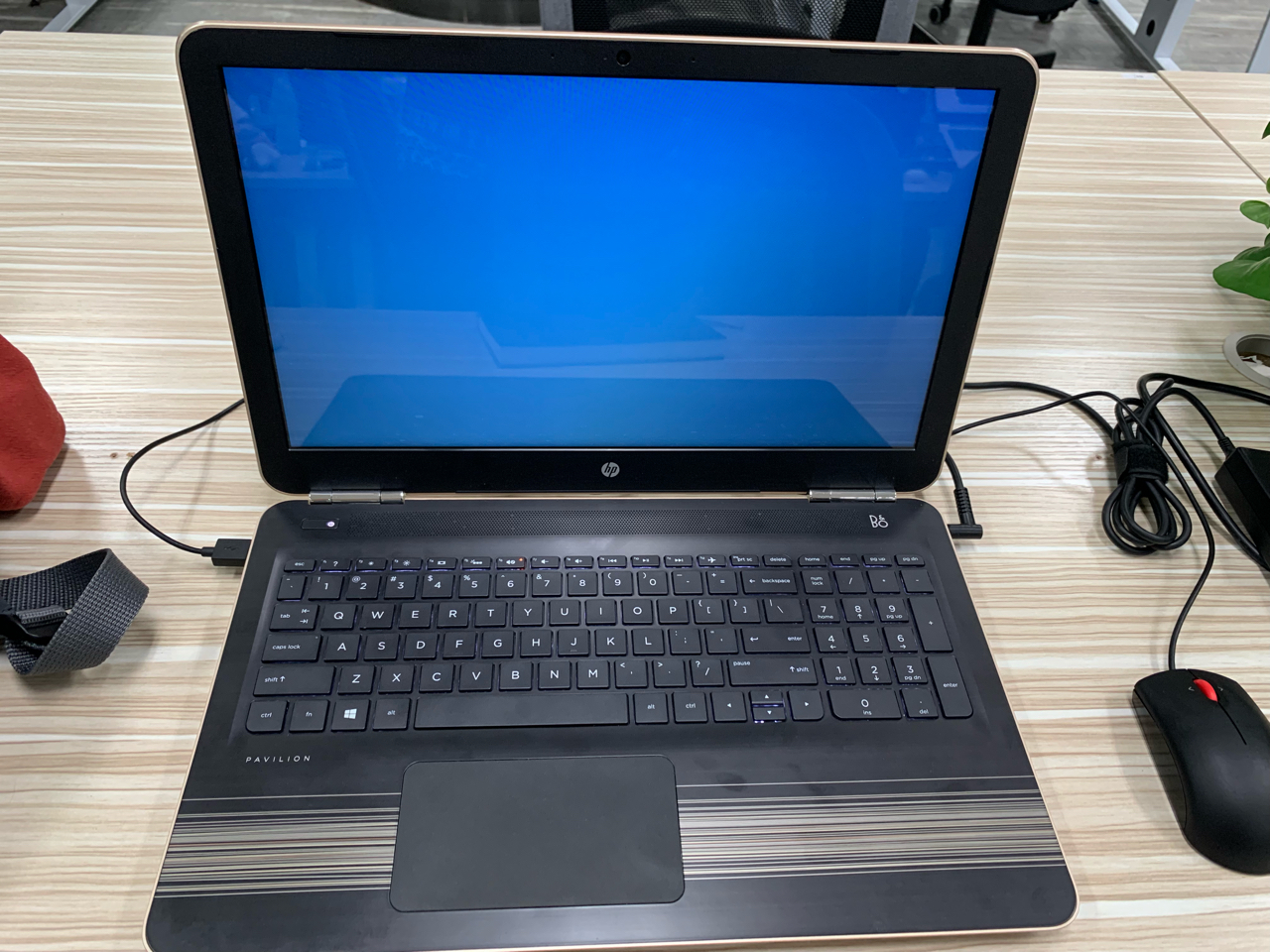 个惠普自由人笔记本1t硬盘940mx