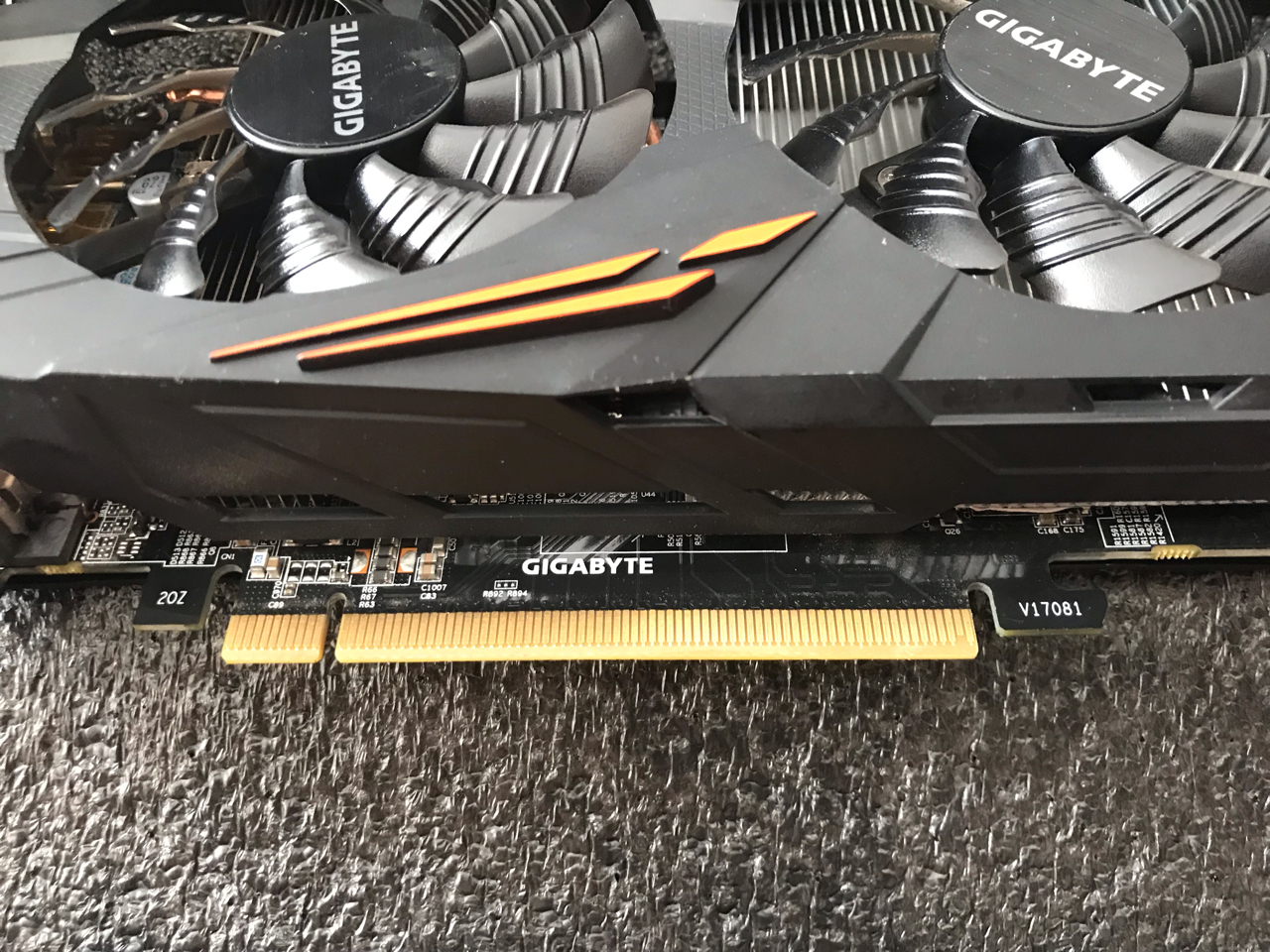 [电脑配件]出显卡 技嘉1070 g1 8g显存