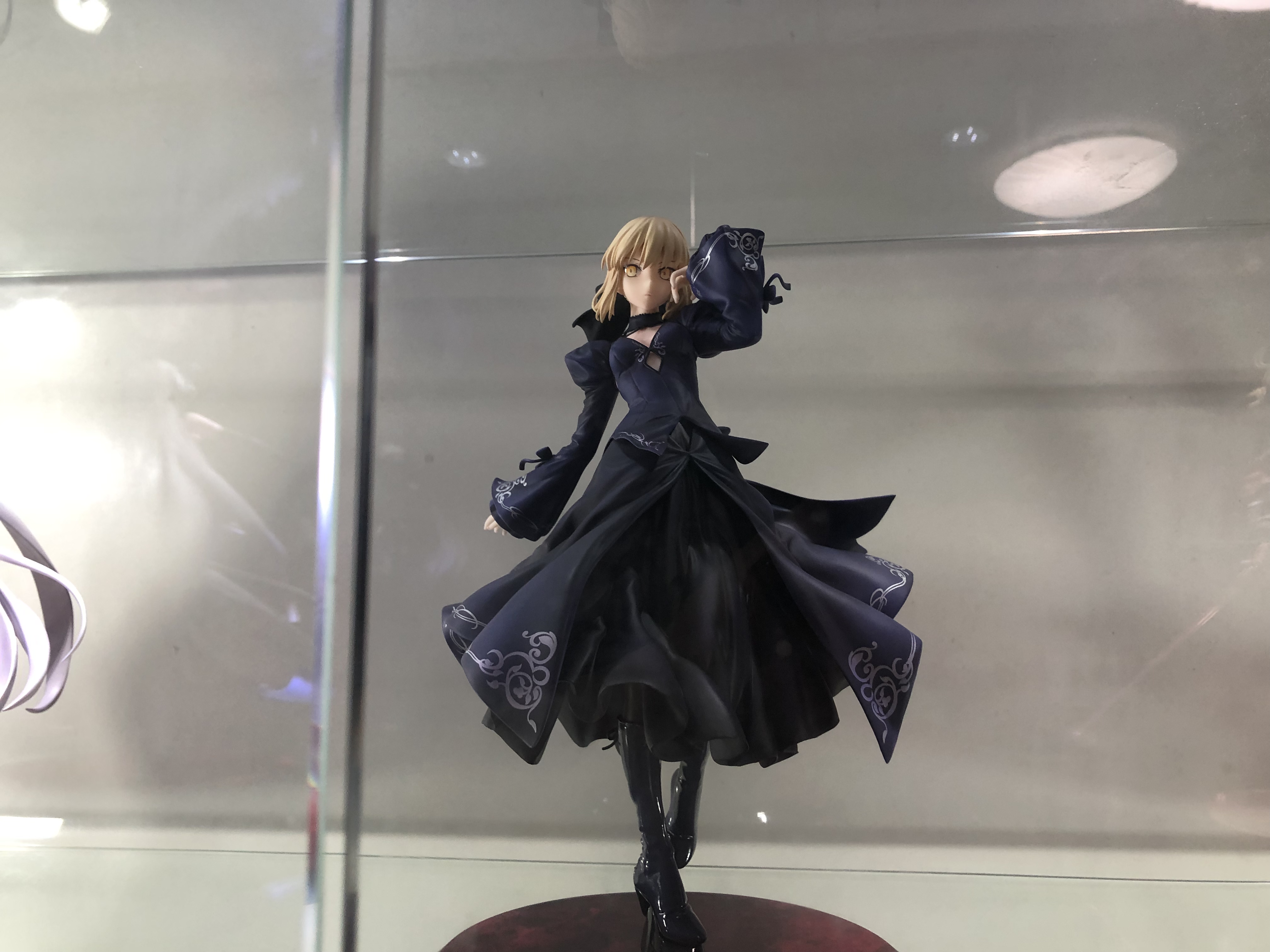 [提问求助]礼服黑呆值得高价入手吗