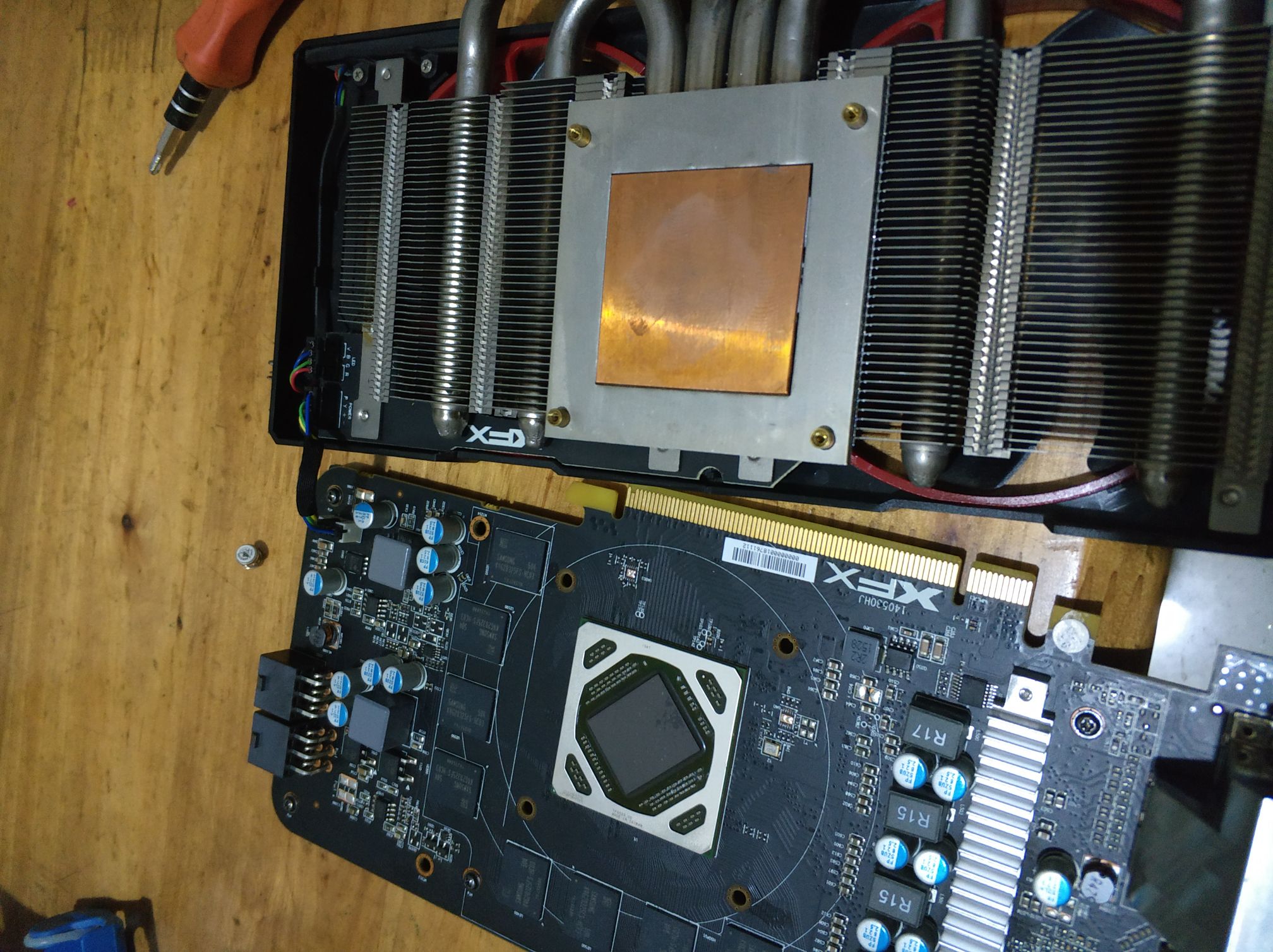 [电脑硬件](已出)xfx讯景 r9 380 2g黑狼进化