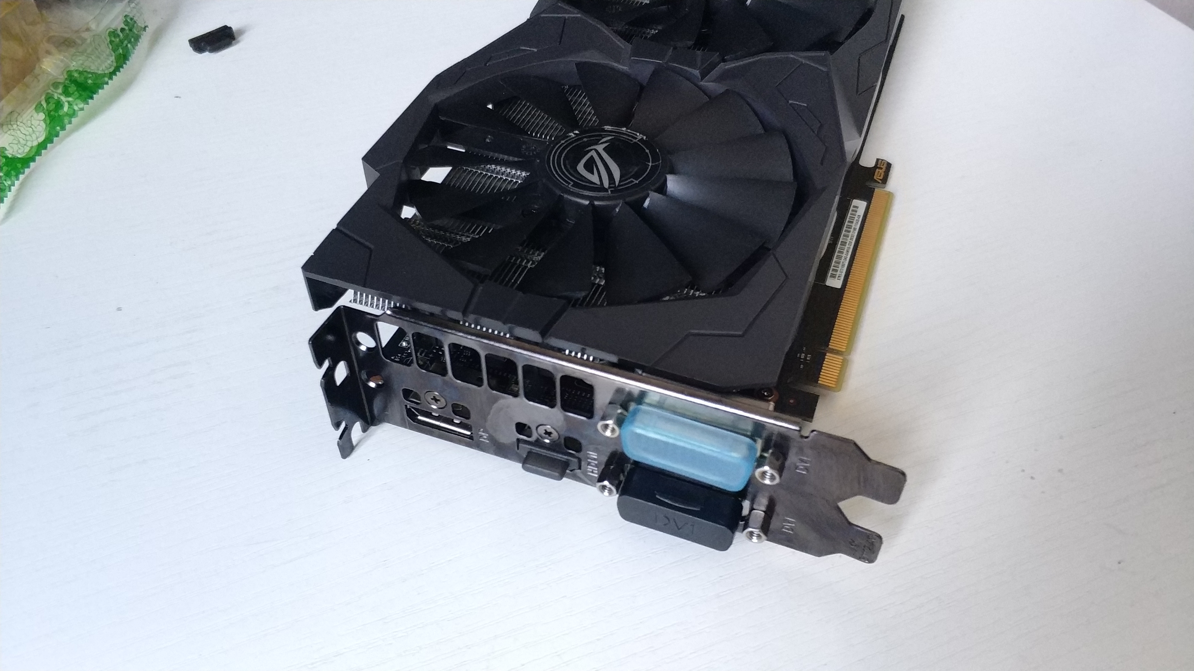 电脑硬件帮朋友出片华硕1050ti猛禽o4g