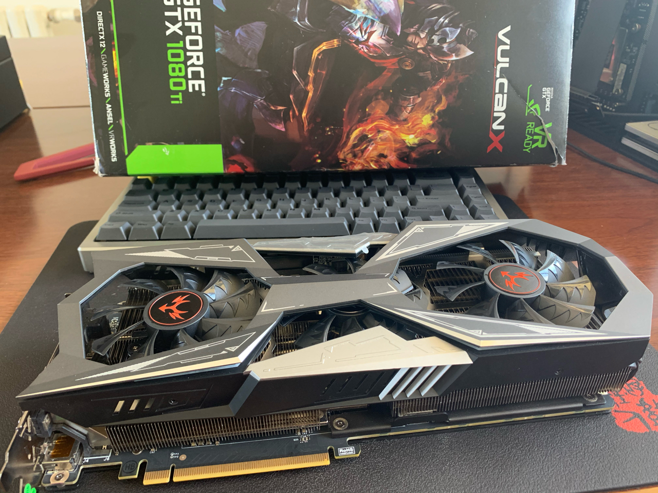电脑硬件出七彩虹gtx1080tile火神伏尔甘