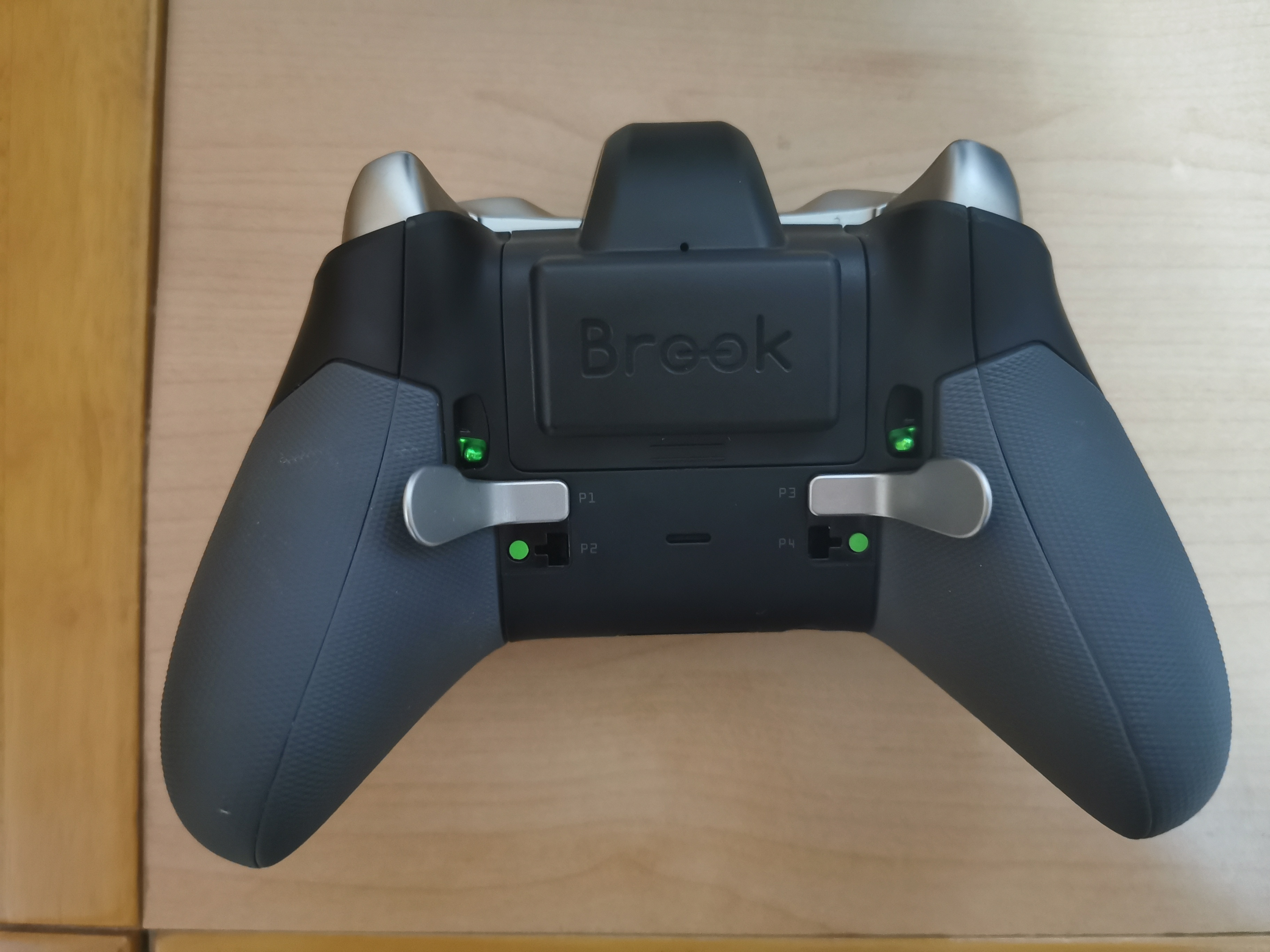 brook转接器到手了搭配精英手柄的简单感受