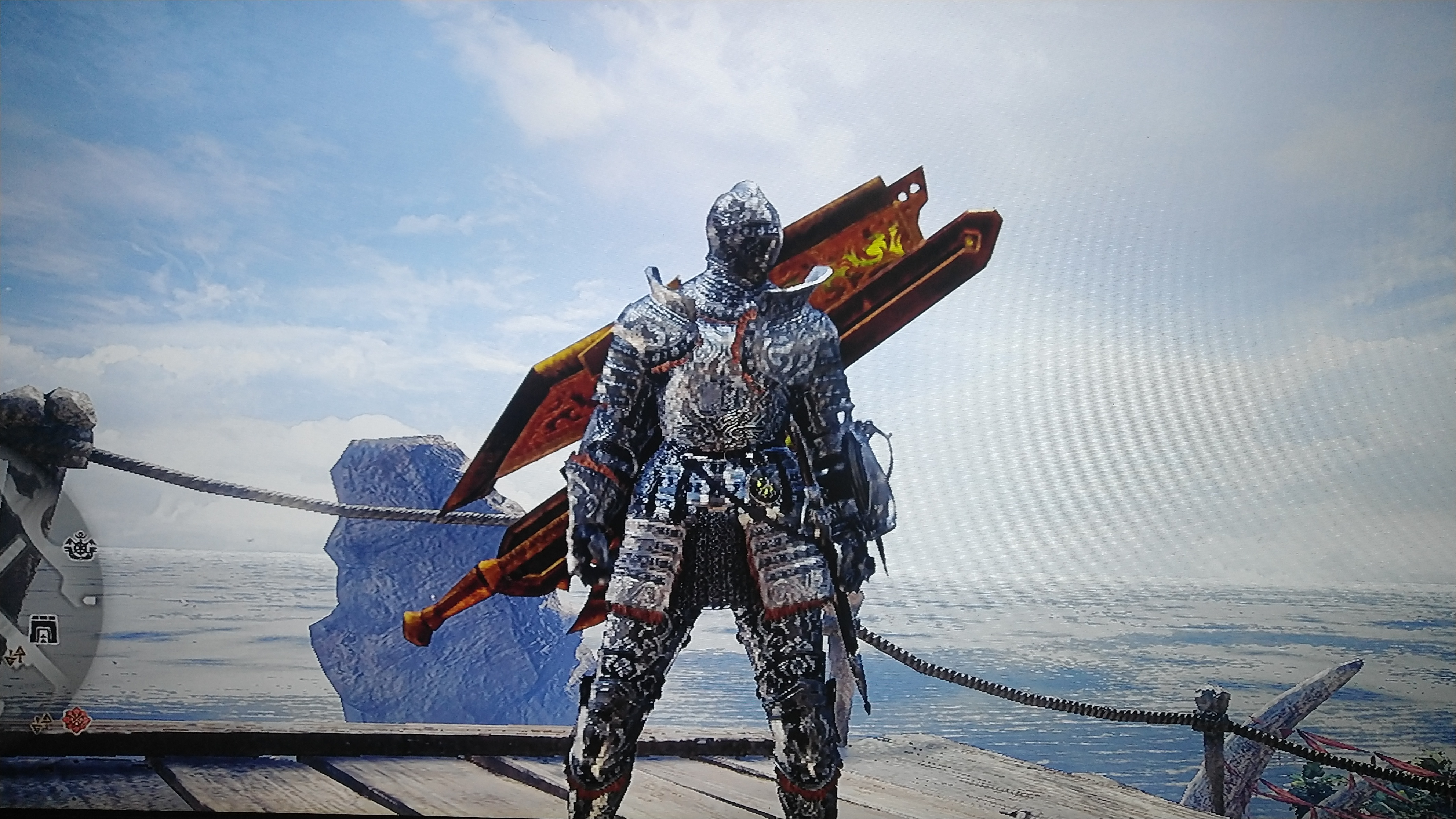 怪物猎人(capcom) 有大神可以分享下银骑士的幻化实图吗?