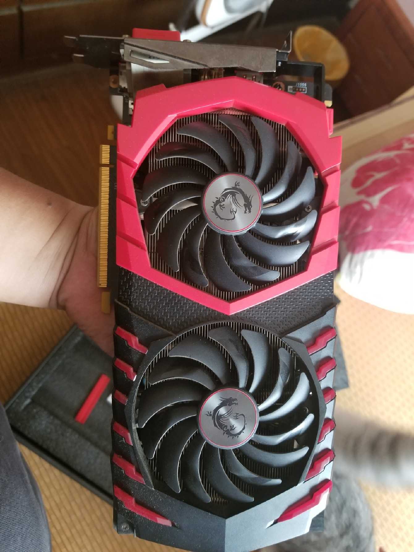 [电脑硬件]出个微星1070红龙 海韵520w铜牌全模(已出)