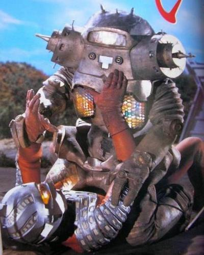 赛罗他妈是金古桥是什么梗?