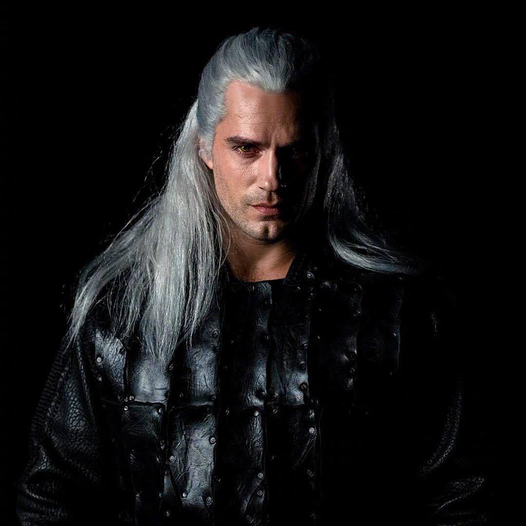 个人感觉杰洛特扮演者选大超有点不合适