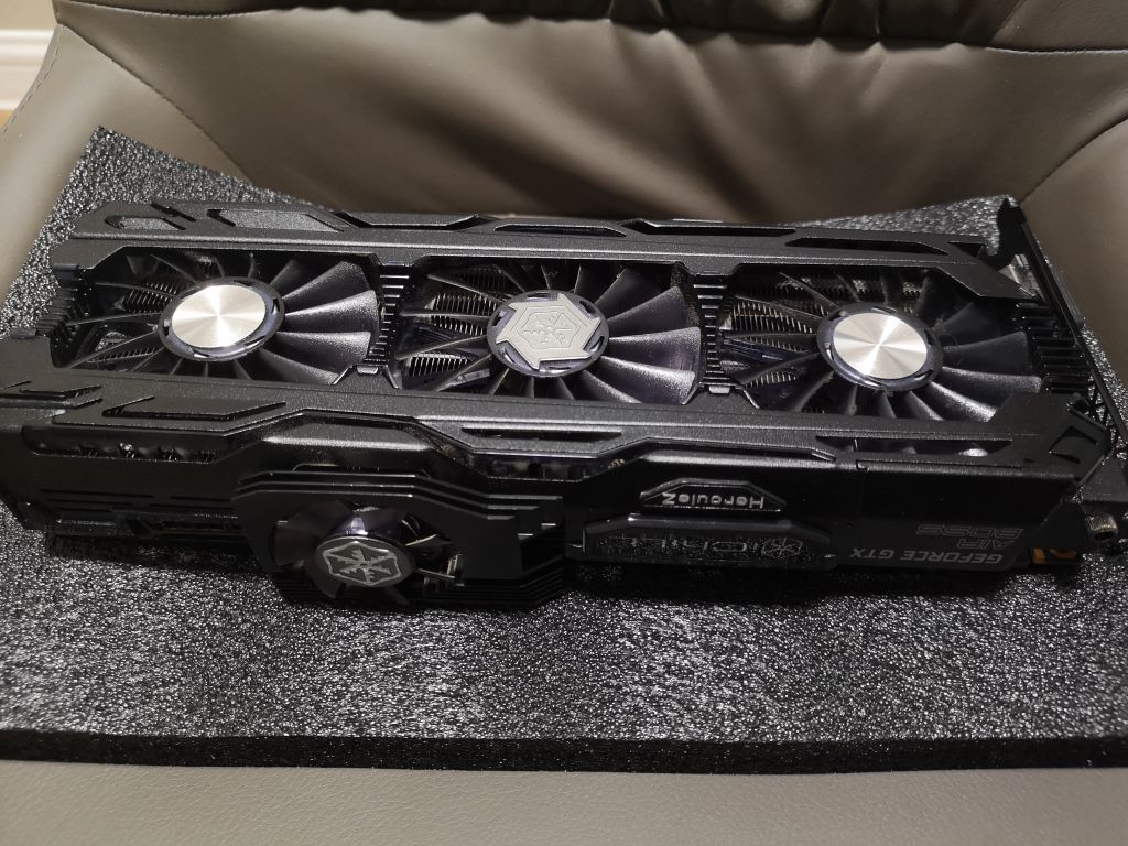 [电脑硬件] 出一张自用映众超级冰龙1080ti