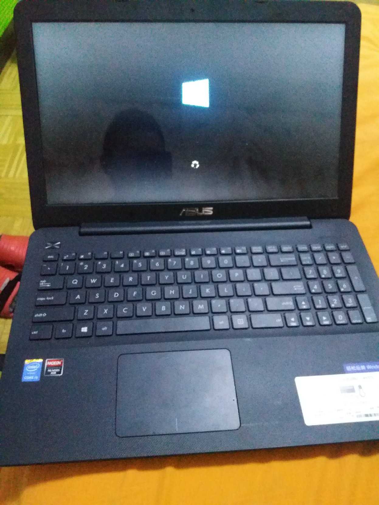 手机平板出华硕笔记本r557一台