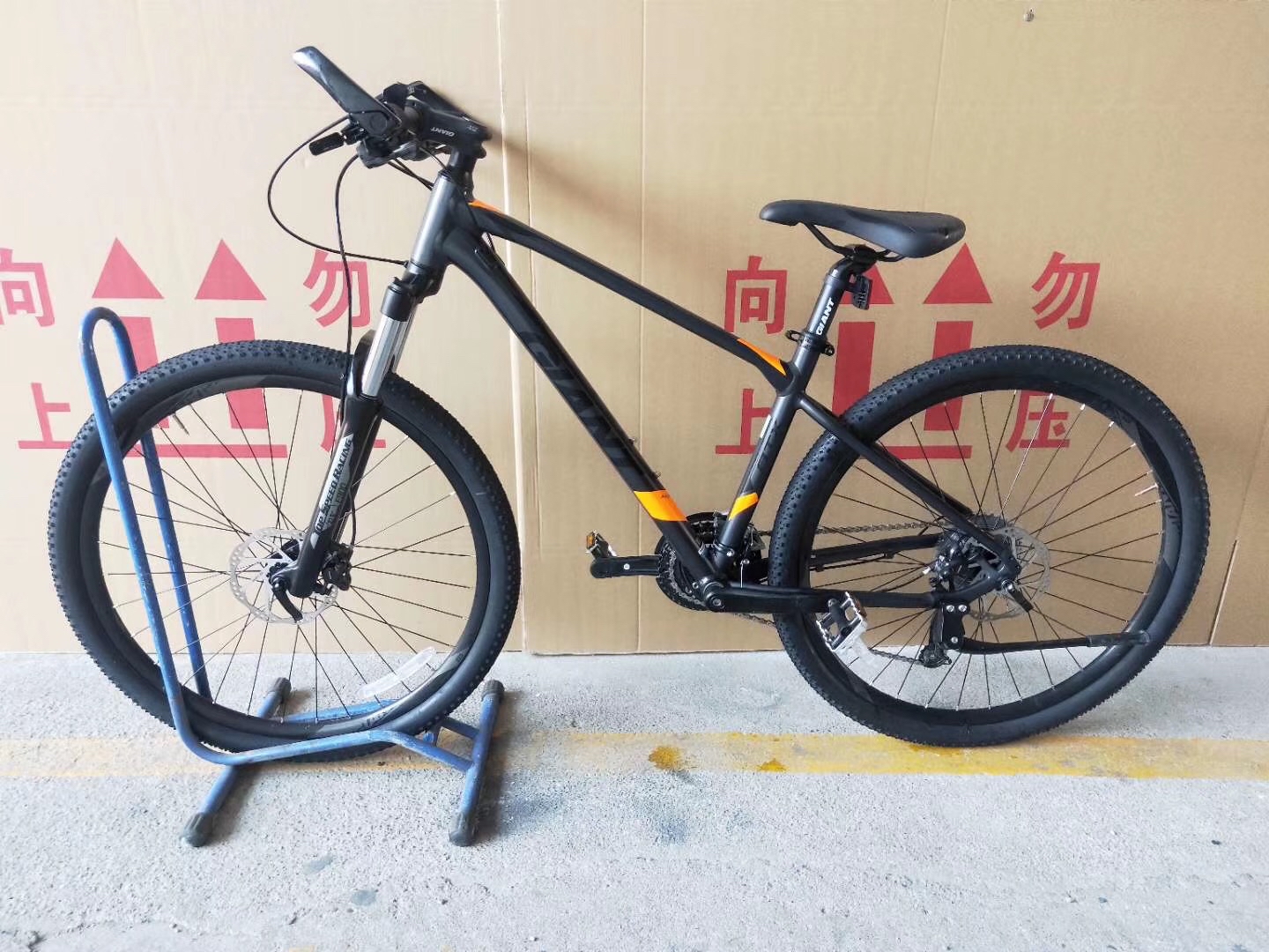 各位帮忙看下二手20款atx830或其他推荐