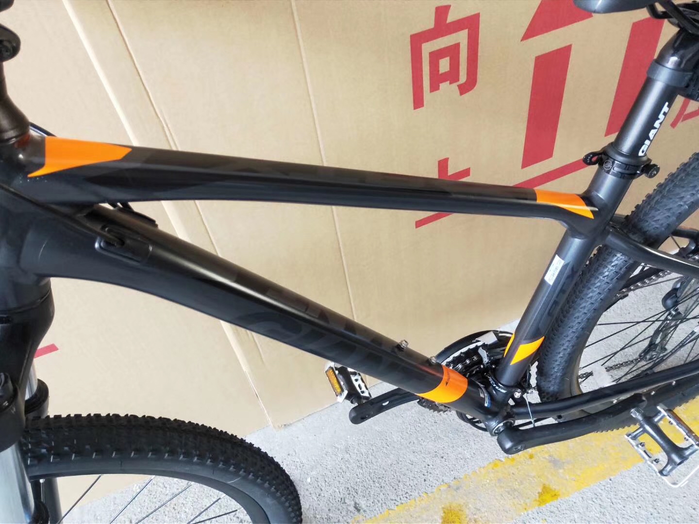 各位帮忙看下二手20款atx830或其他推荐