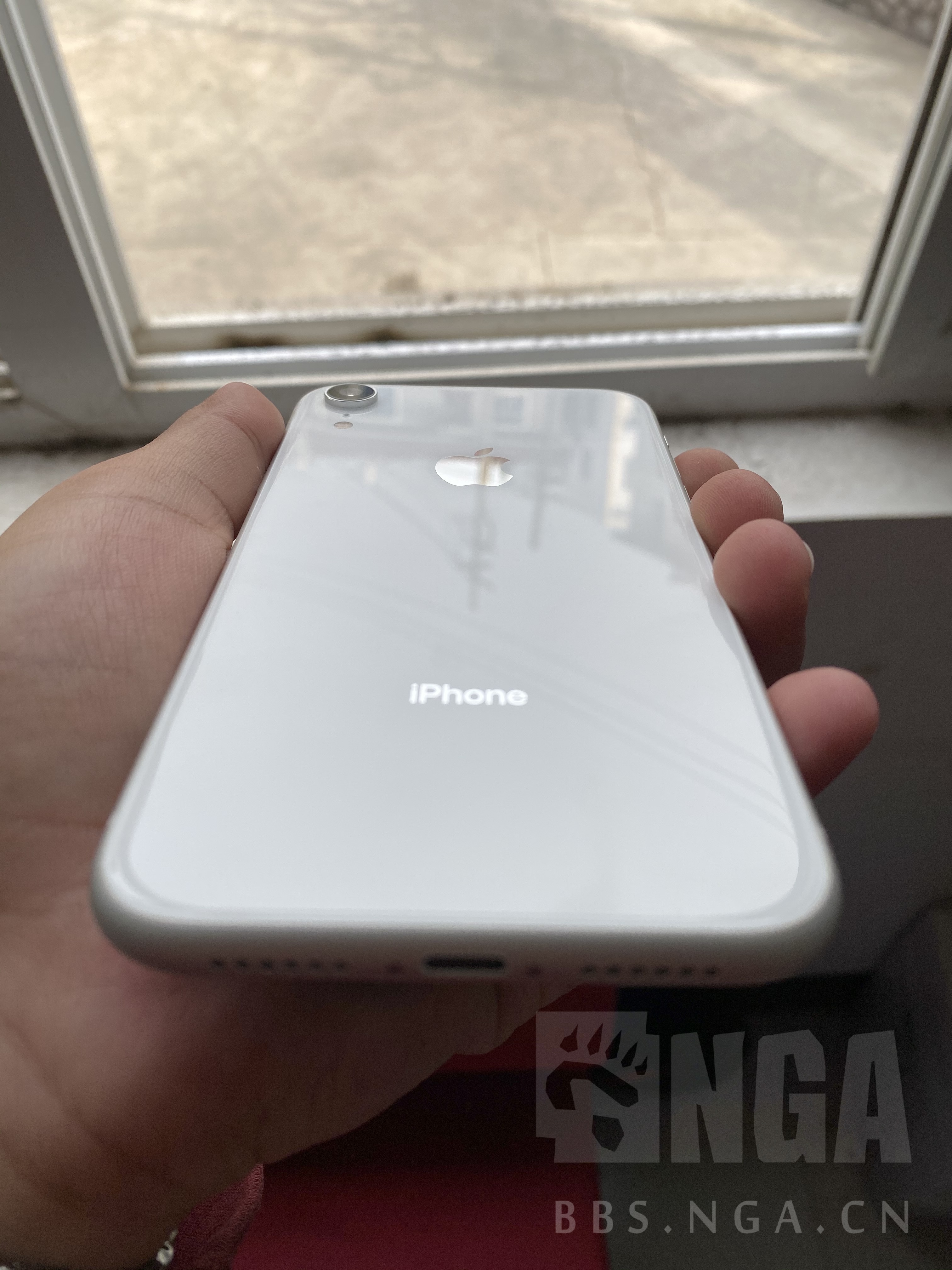 [手机平板] 出一台白色xr 128g,一台金色8p 64g 8p已出