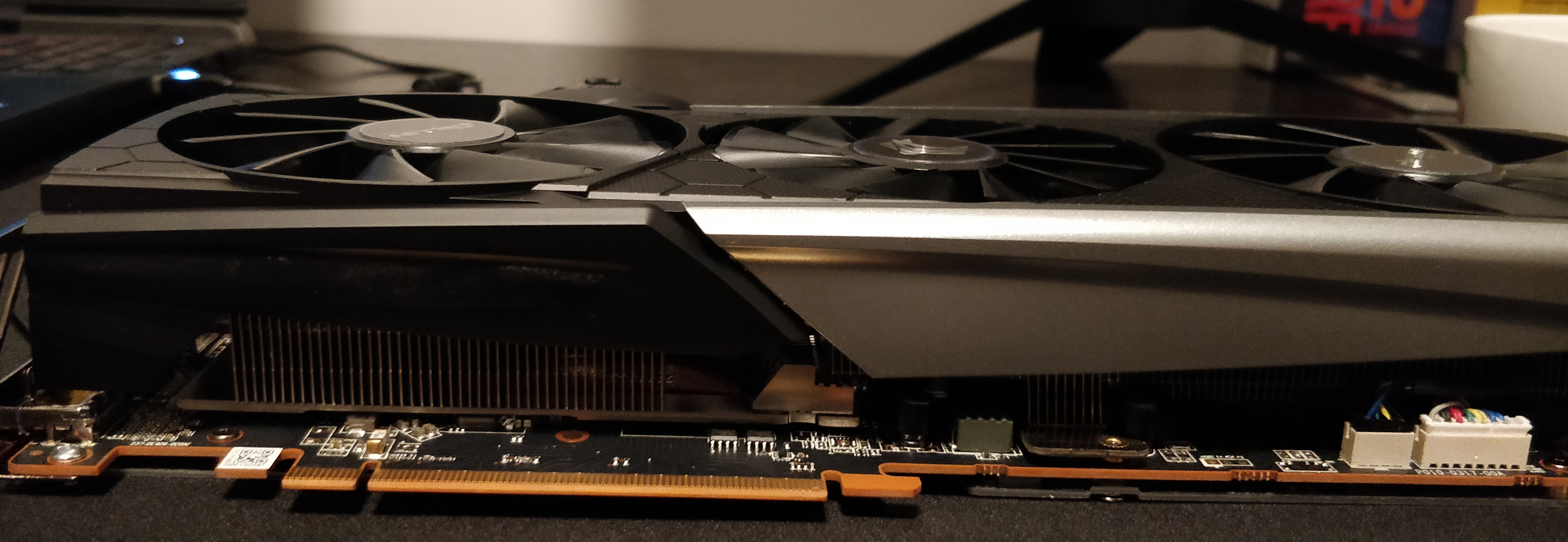 5700xt超白金的质保标签被熊孩子撕了怎么办