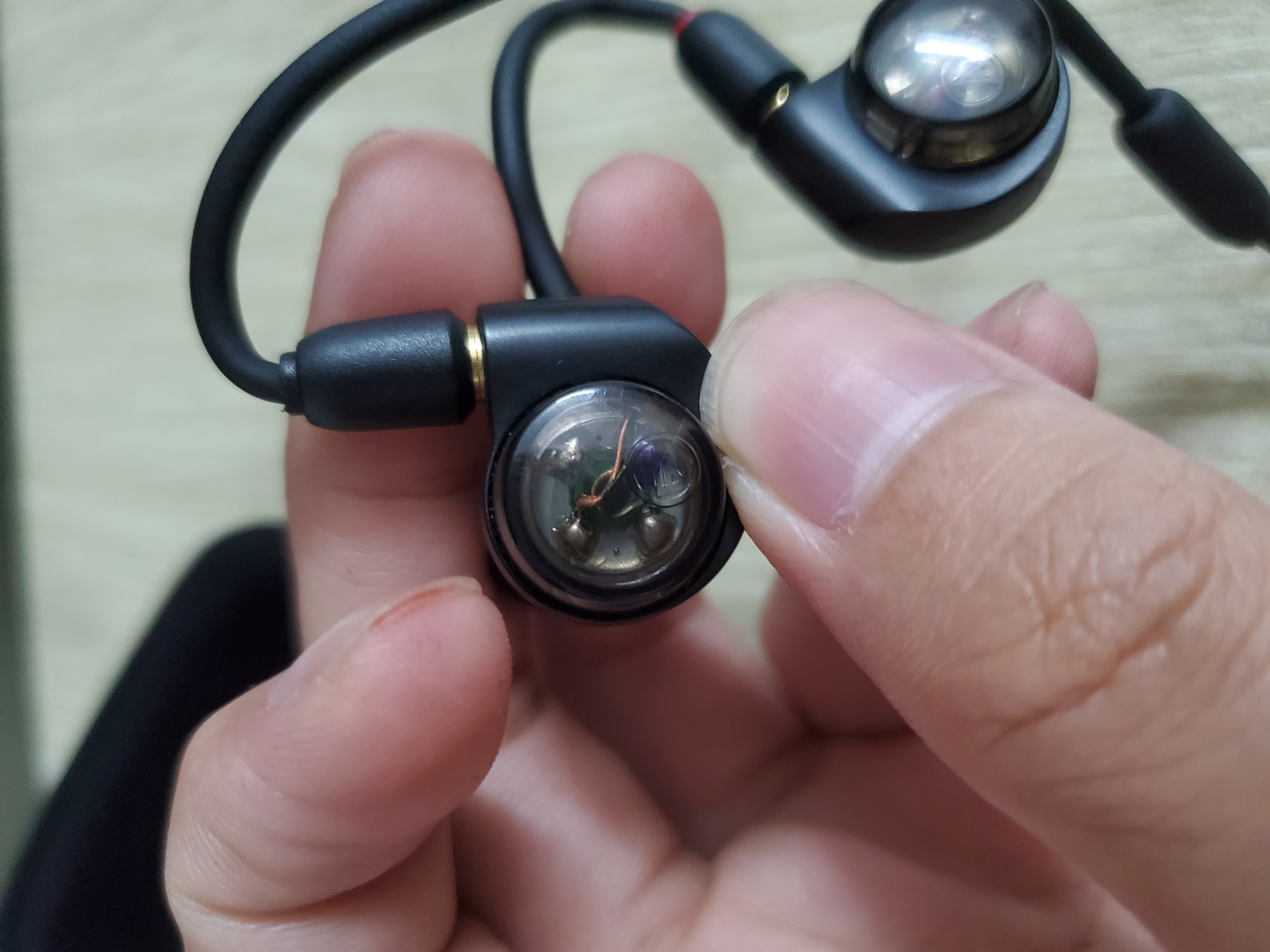 [耳机音响]出铁三角e40,熊猫竹子购入,箱说全