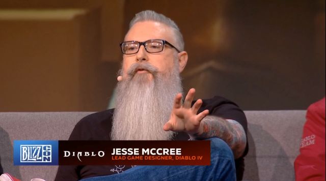 总觉得d4的首席设计师很面熟