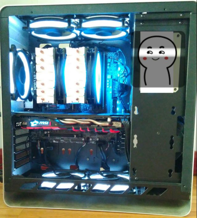 装好后cpu直接锁4.2 电压1.35v烤机10分钟80多度,内存拉到3600 c16