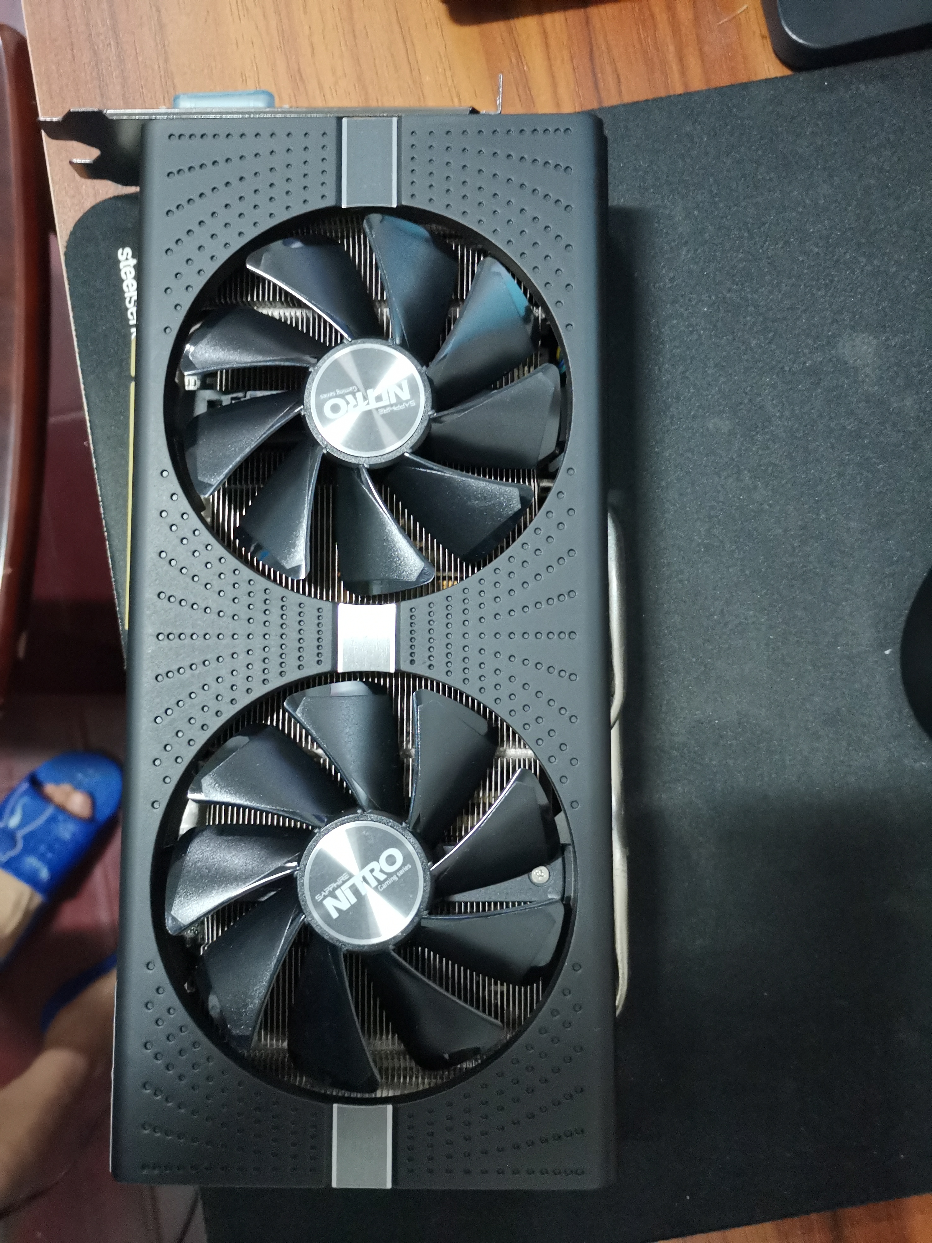 蓝宝石rx5808g超白金图片