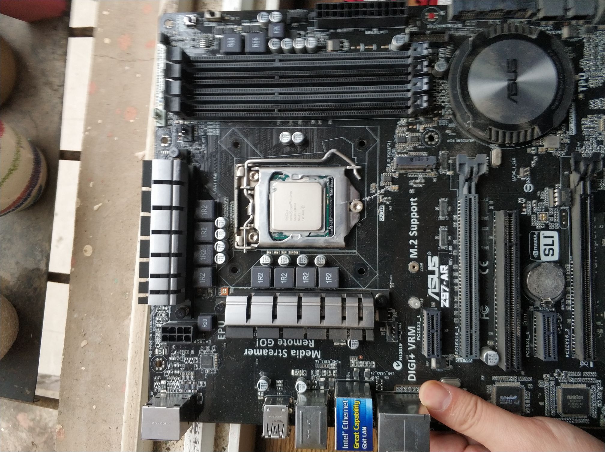 [电脑硬件]4790k 华硕z97ar 4g×4 希捷1t