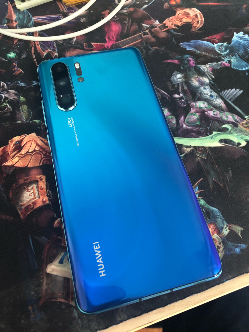 华为p30 pro/极光色8 128 价格3400元
