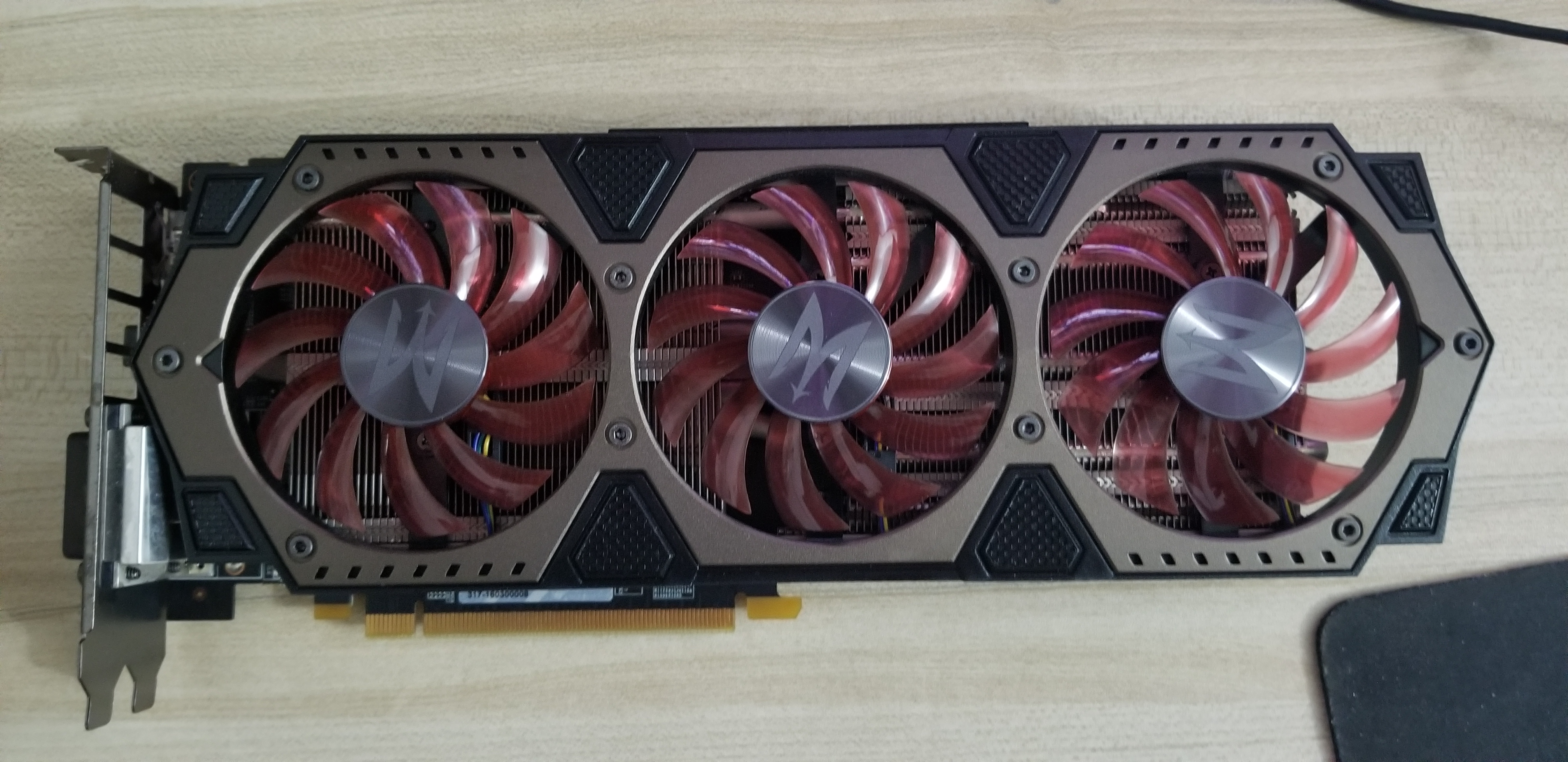 出售一个显卡gtx9602g已出