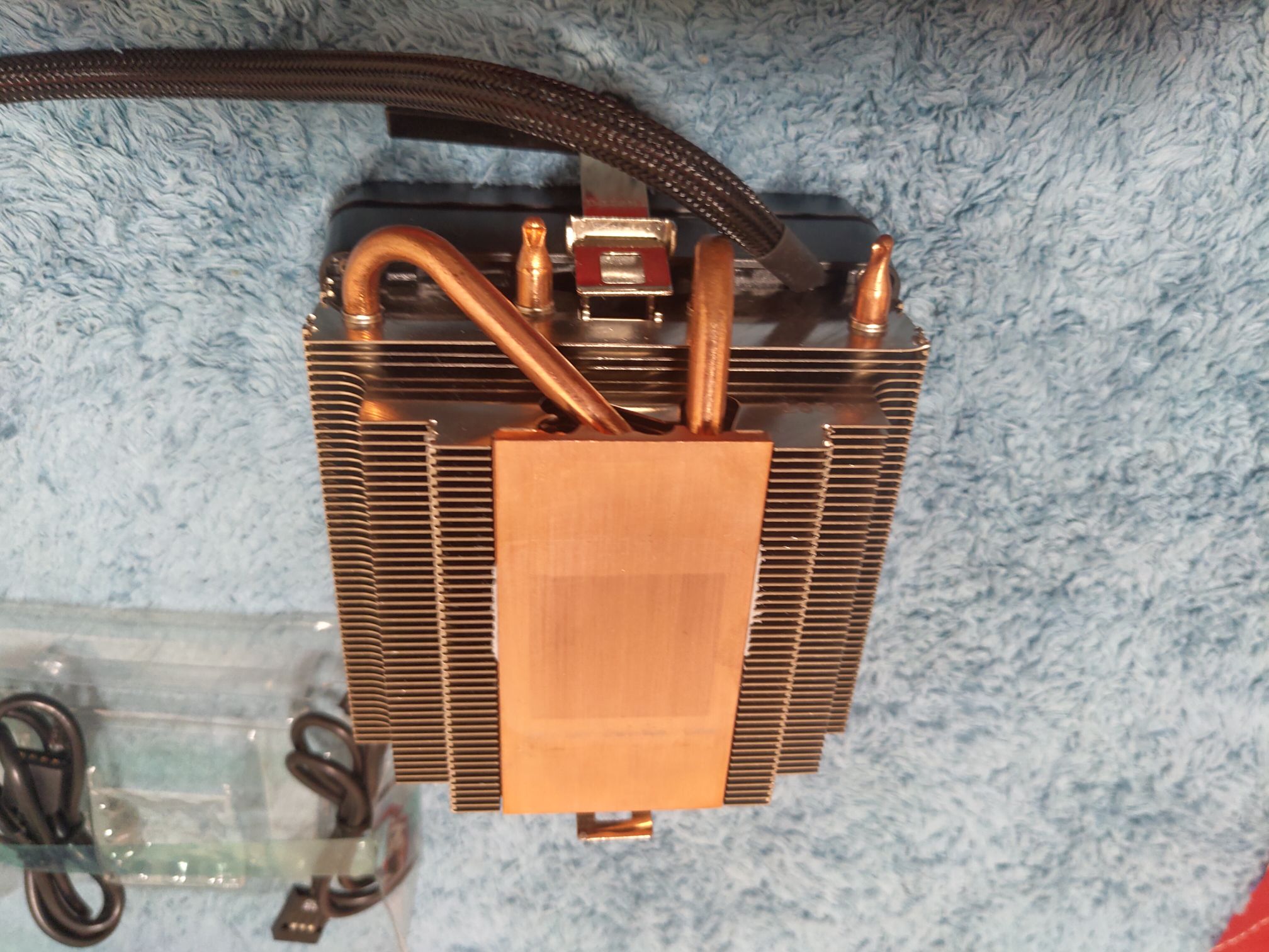 [电脑硬件]幽灵max散热器,猫头鹰s12a彩色版